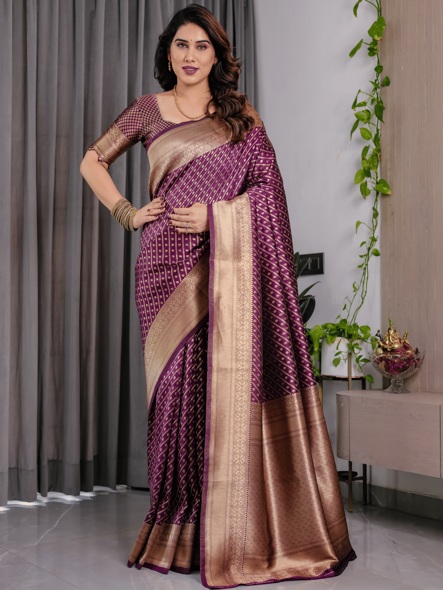 INDIAN SILKS Art Silk Printed Regular Saree With Unstitched Blouse Piece ( Wine ) INDIAN SILKS Art Silk Printed Regular Saree With Unstitched Blouse Piece ( Wine )