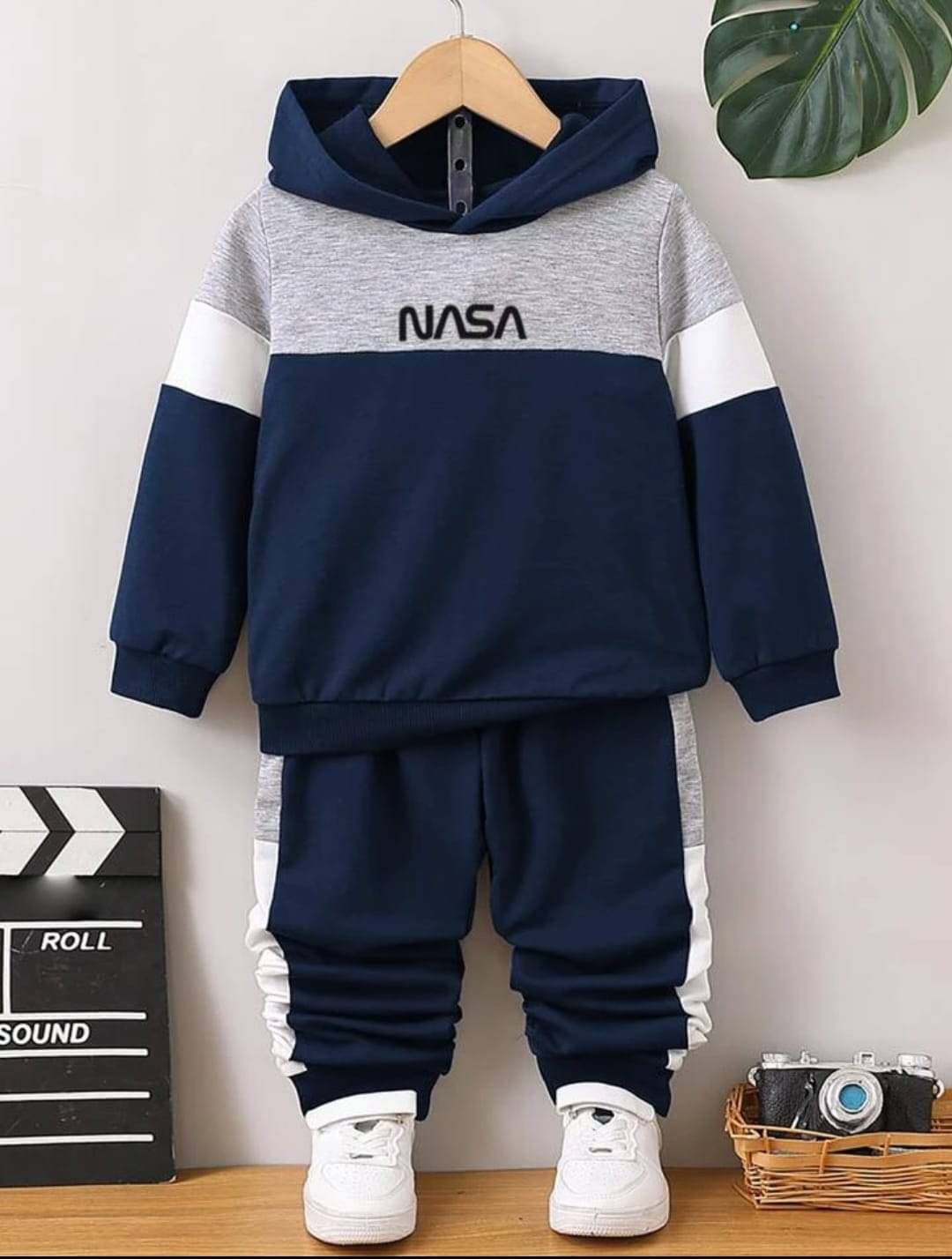     			Littlewizard Pack of 1 Unisex Cotton Sweatshirt & Trackpant Set ( Navy Blue )