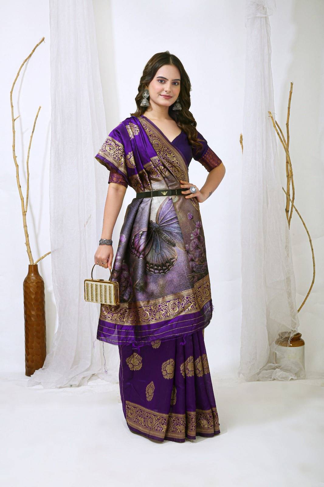     			Rangtulika Ethnics Silk Woven Banarasi saree With Unstitched Blouse Piece ( Purple )