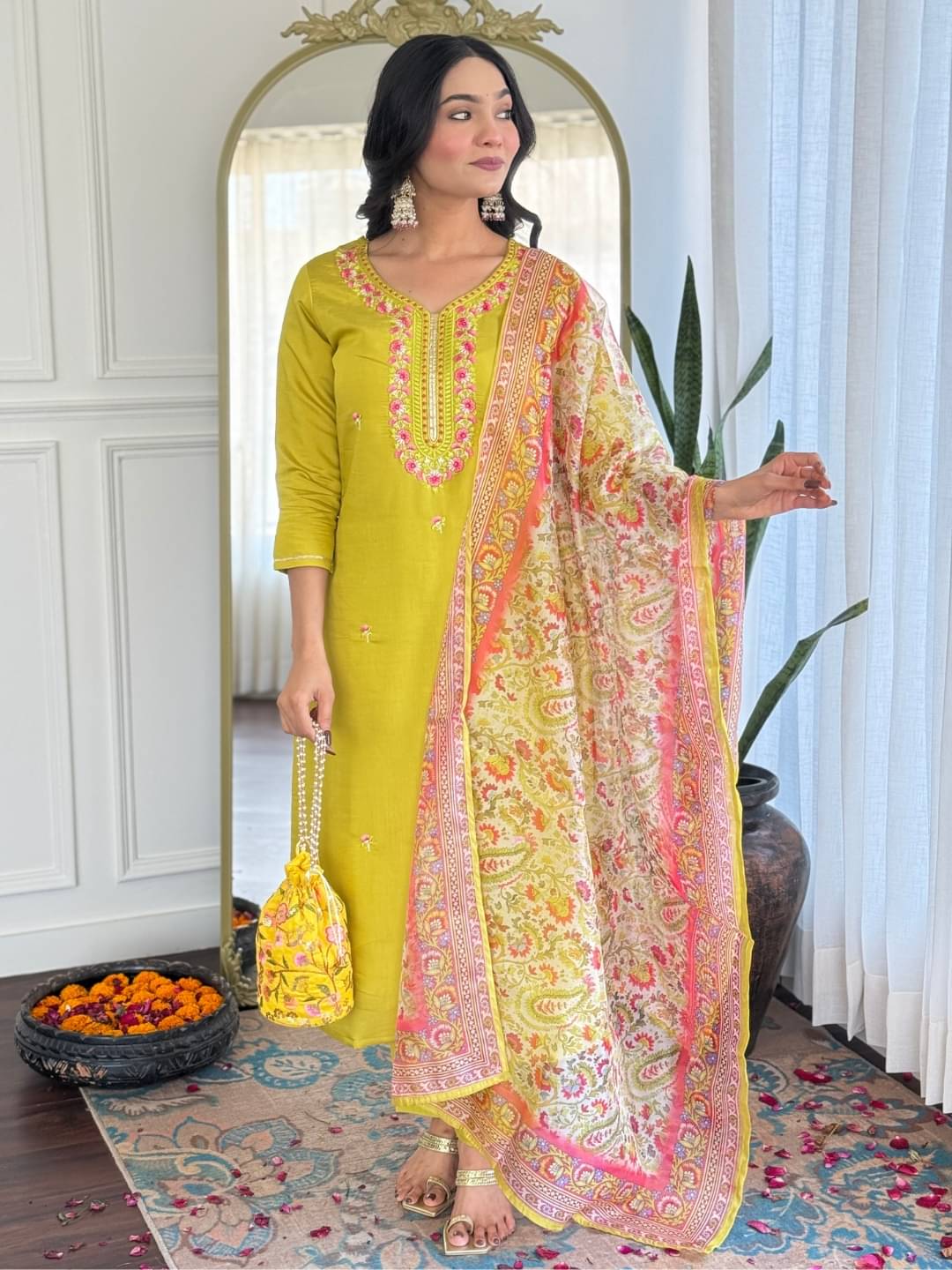     			THE52 Women Rayon Embroidered Straight Kurti With Pants ( Light Green )