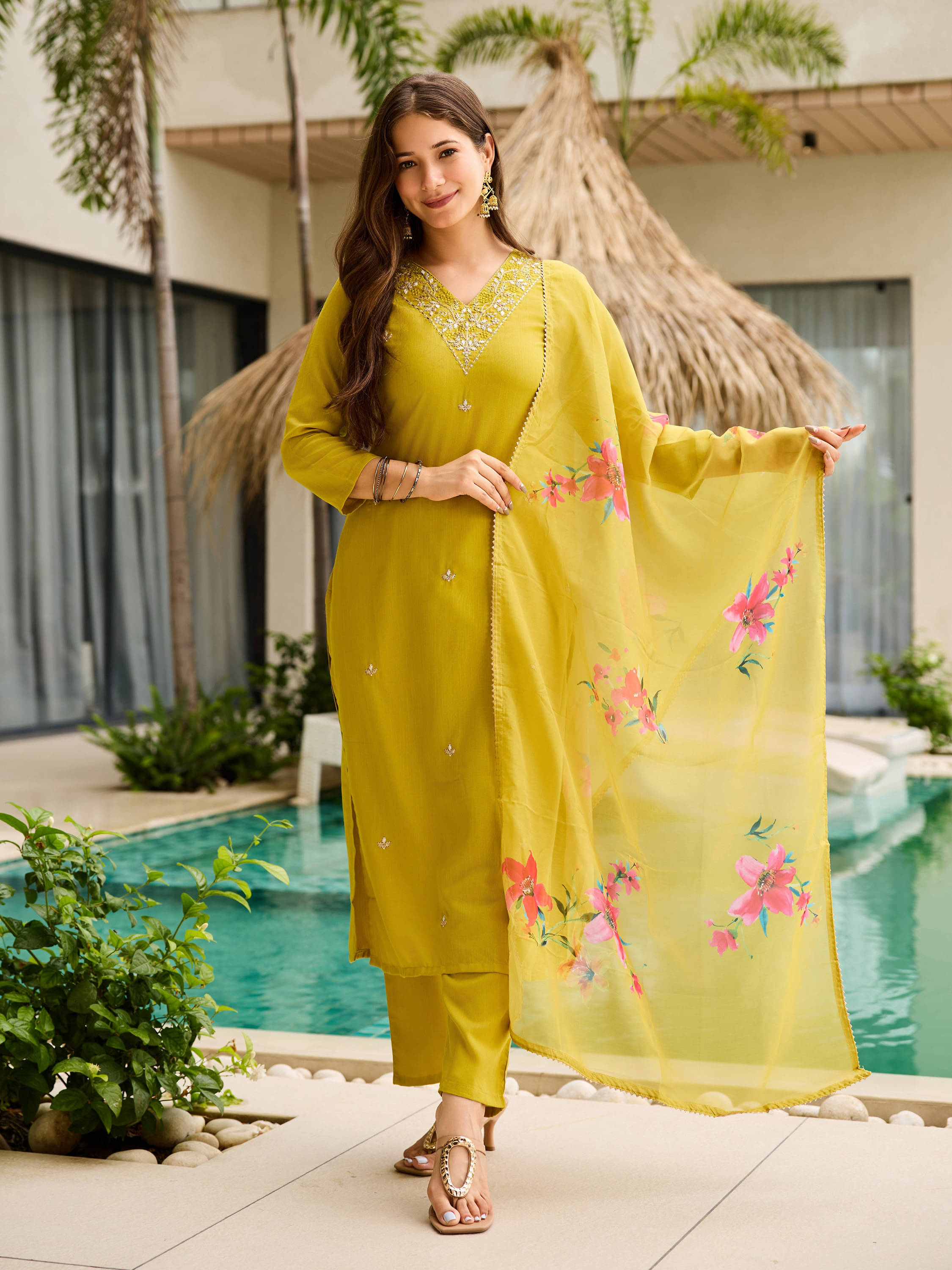     			THE52 Women Rayon Embroidered Straight Kurti With Pants ( Light Green )