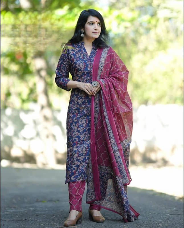 piludi Women Viscose Printed Straight Kurti With Pants ( Blue )
