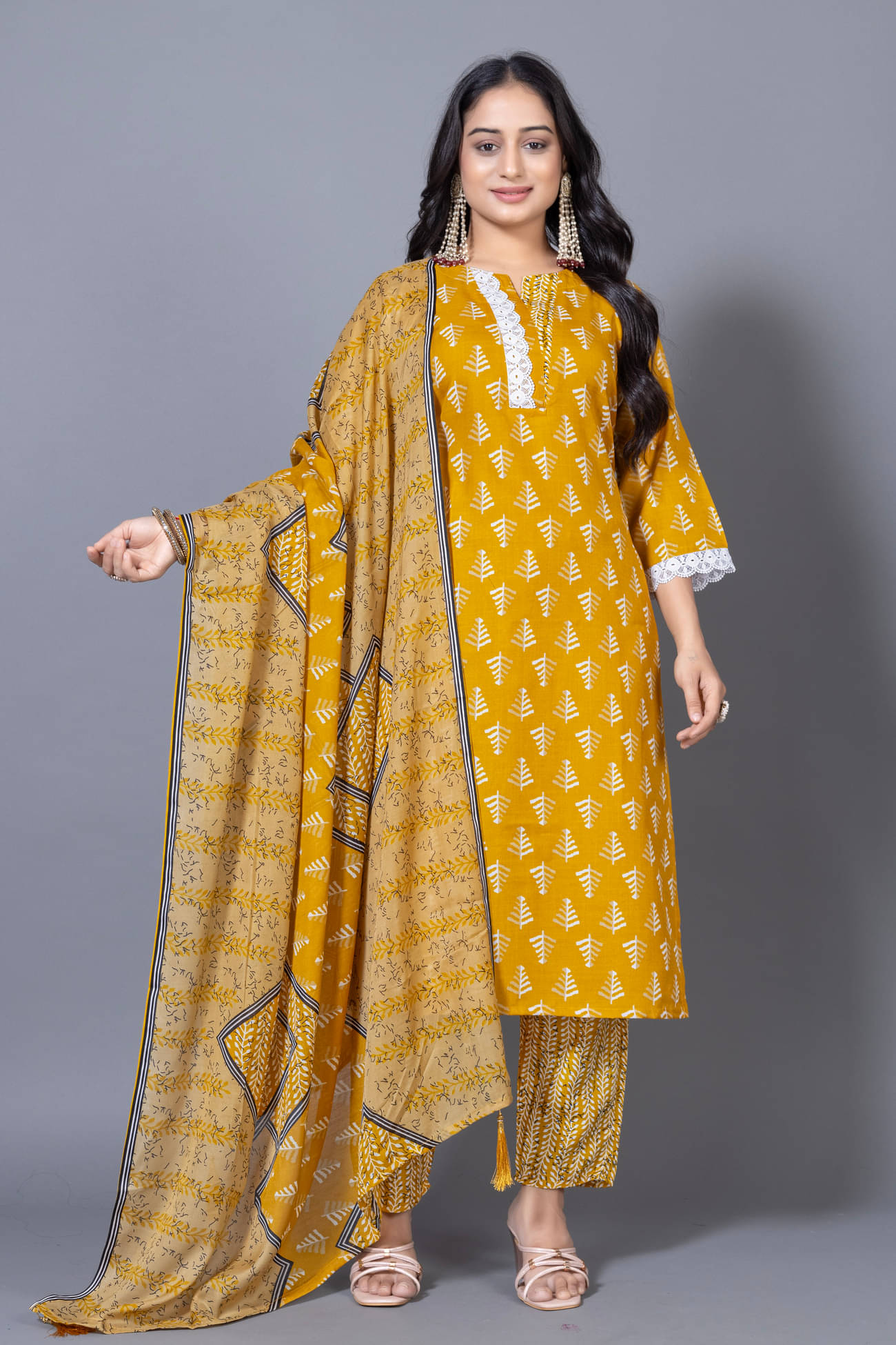 Devakii Women Cotton Blend Printed Straight Kurti With Pants ( Yellow ) Devakii Women Cotton Blend Printed Straight Kurti With Pants ( Yellow )