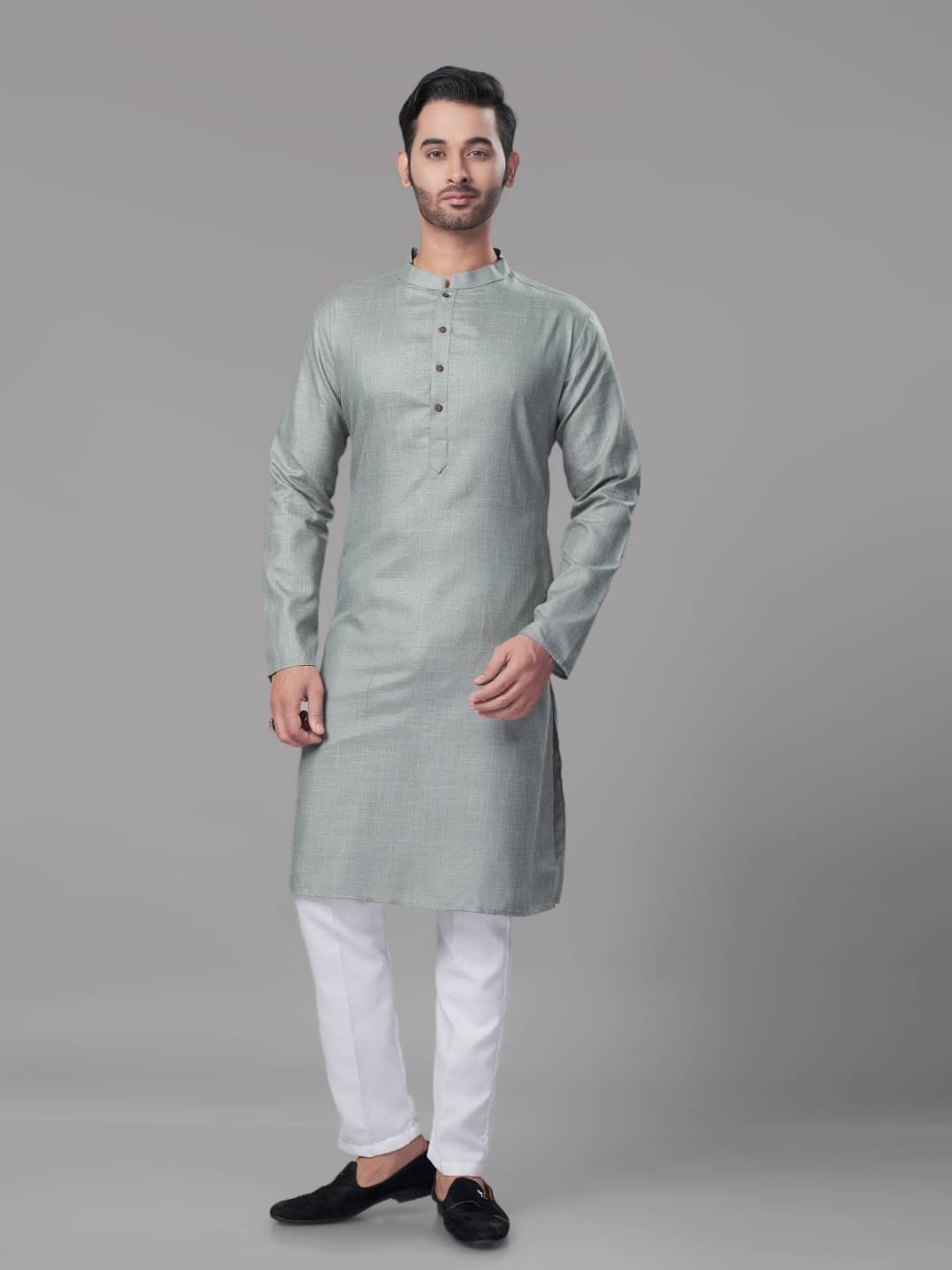     			JUGG JUGG JEEYO Grey Blended Men's Regular Kurta ( Pack of 1 )