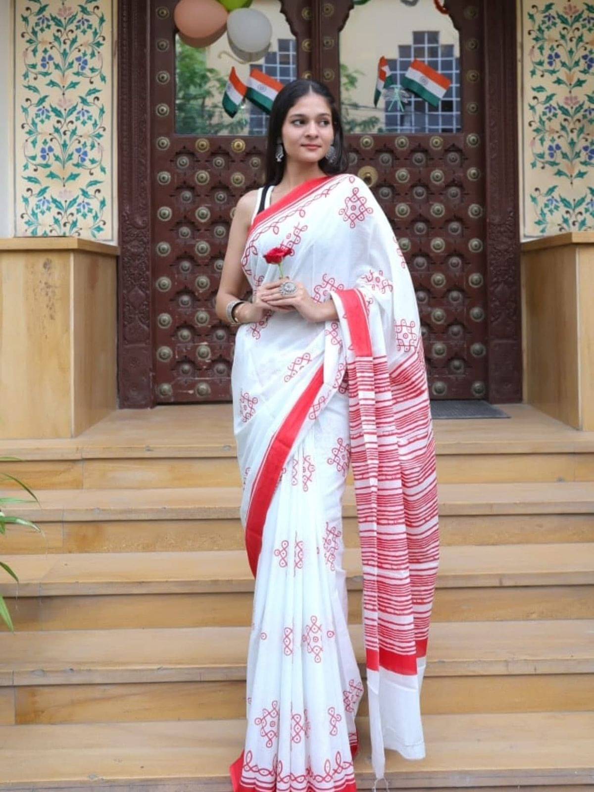Krisha Enterprise Chanderi Printed Regular Saree Without Blouse Piece ( White )     			Krisha Enterprise Chanderi Printed Regular Saree Without Blouse Piece ( White )