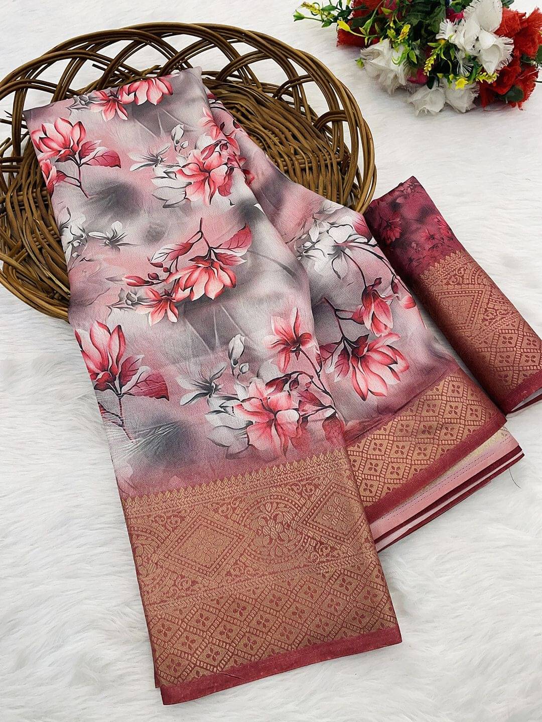     			Krisha Enterprise Chiffon Printed Regular Saree With Unstitched Blouse Piece ( Multicolor )