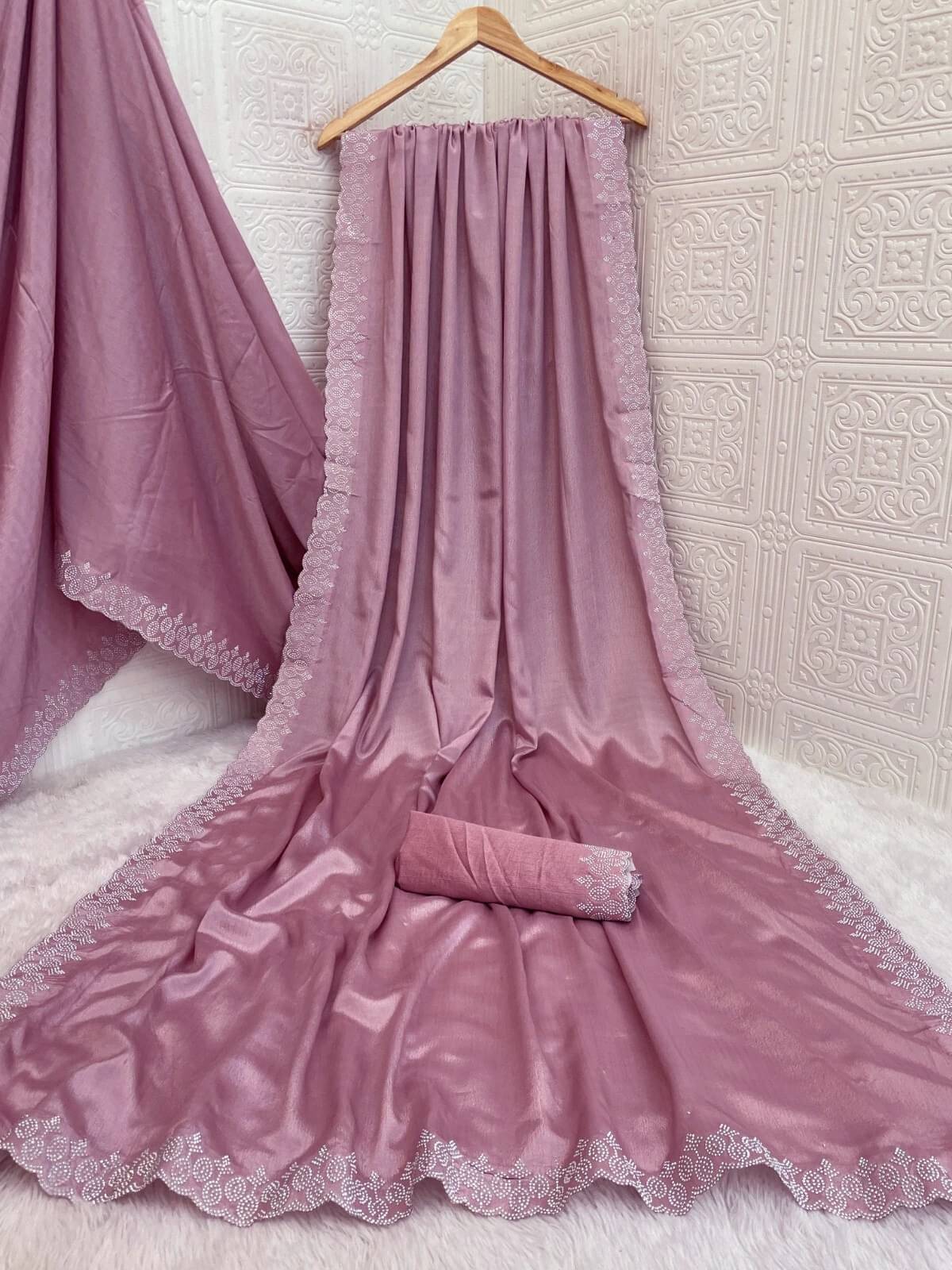 Krisha Enterprise Silk Woven Regular Saree With Unstitched Blouse Piece ( Pink ) Krisha Enterprise Silk Woven Regular Saree With Unstitched Blouse Piece ( Pink )