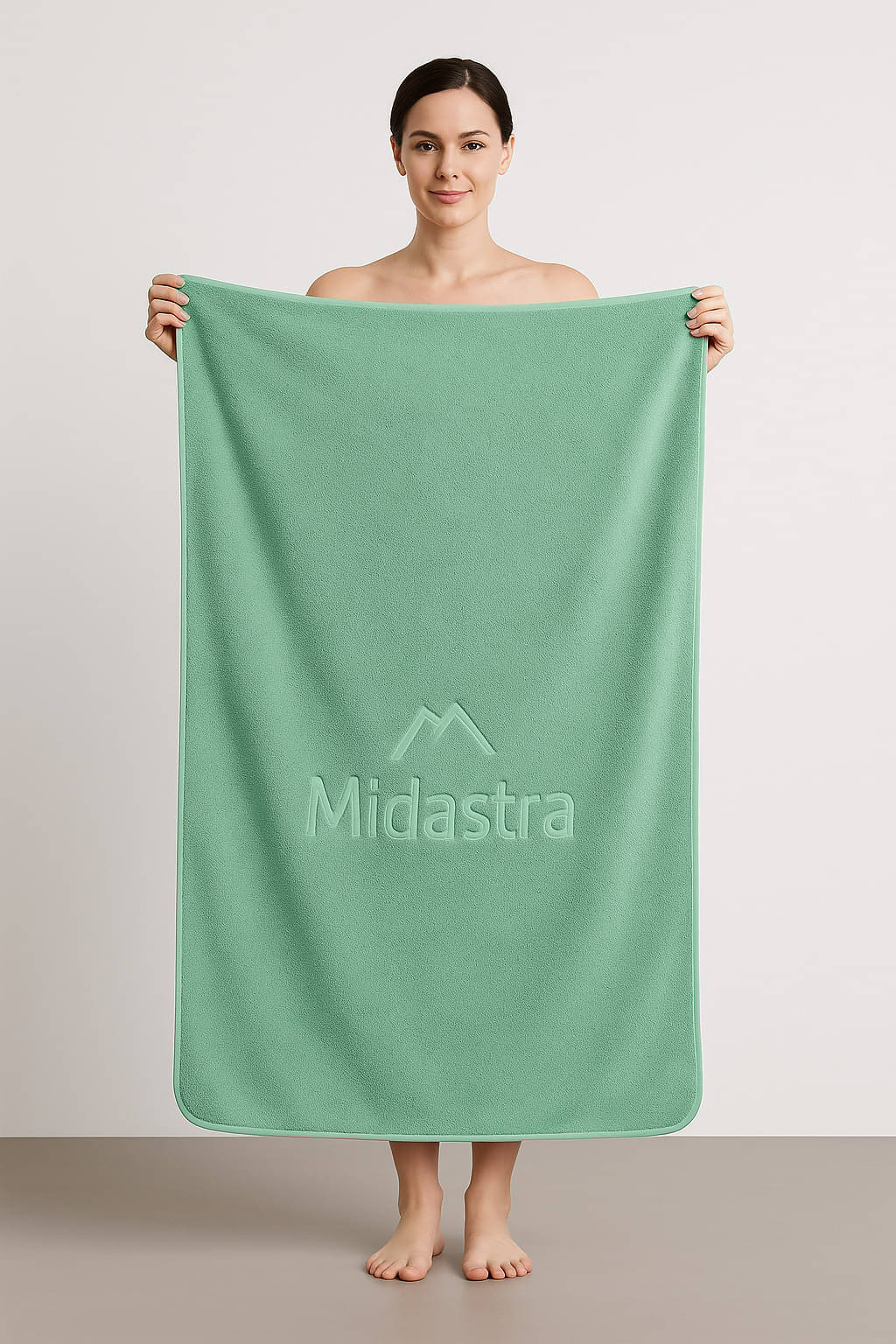     			Midastra Pack of 1 Microfibre 500 -GSM Bath Towel ( Mint Green )