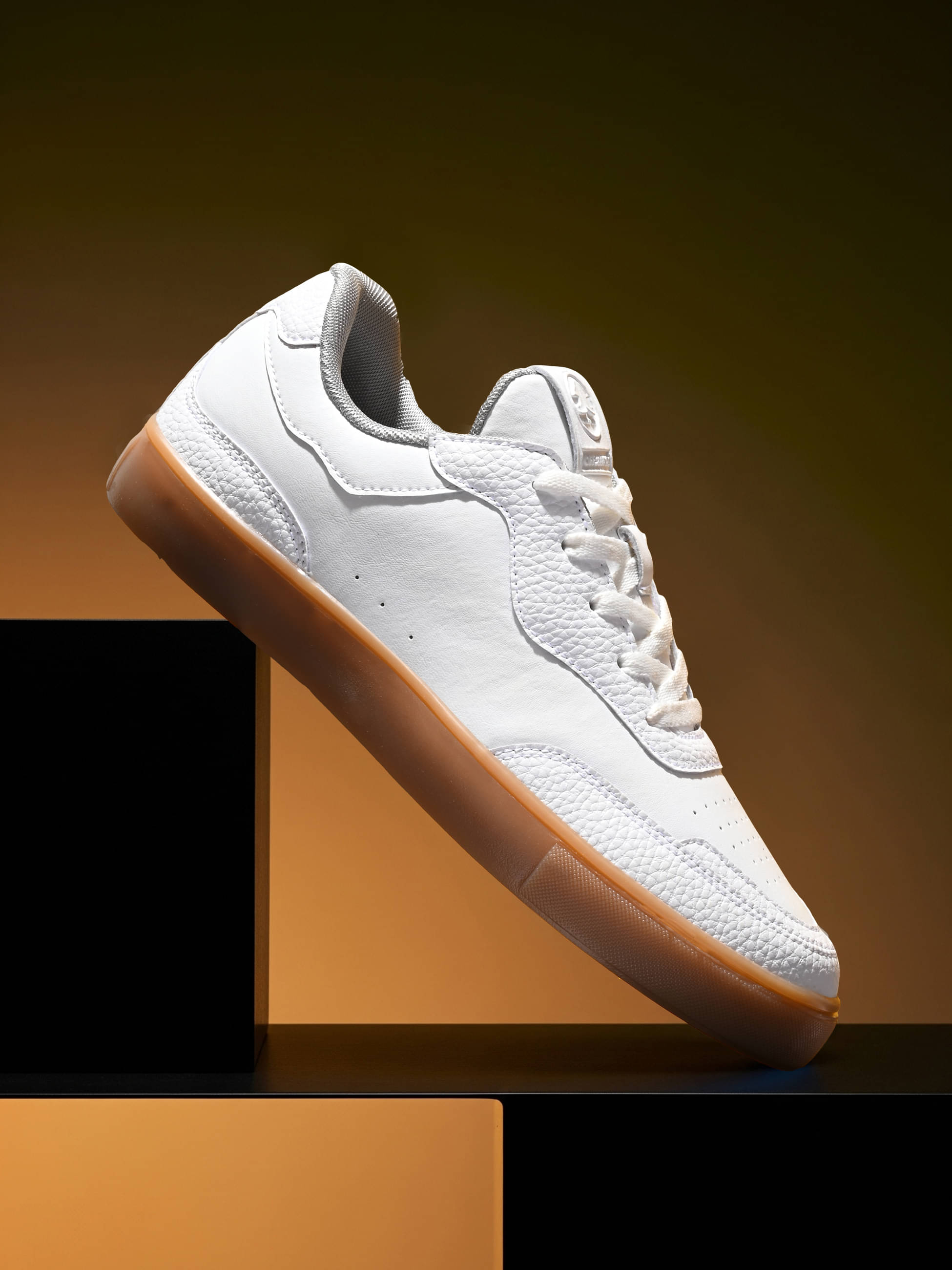     			OFF LIMITS BOMBA Off White Men's Sneakers