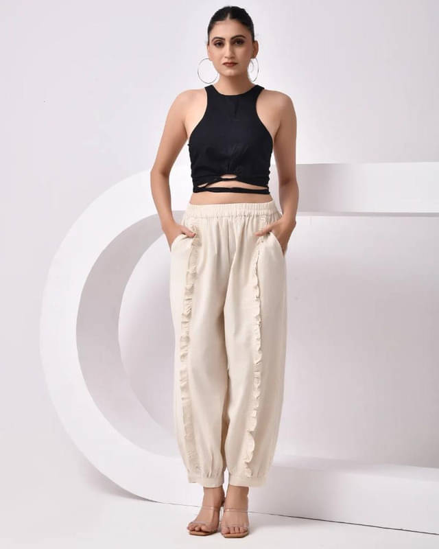     			SIDDHO HUM Women Cotton Casual Trousers ( Cream )