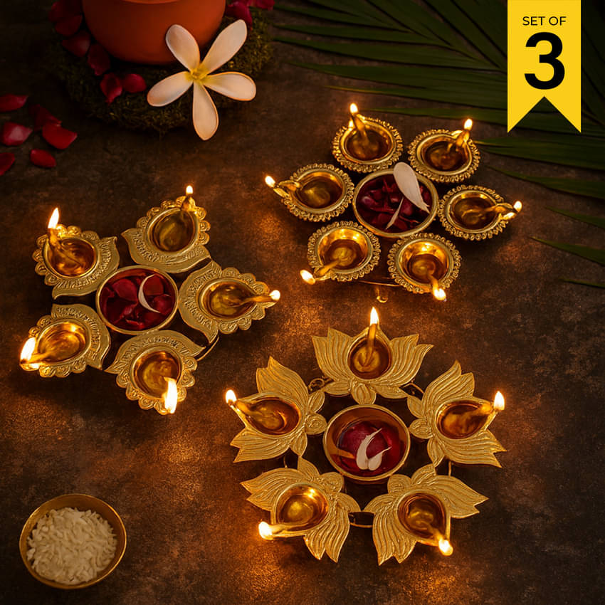     			TYOHAAR Iron Diwali Diya - Pack of 3