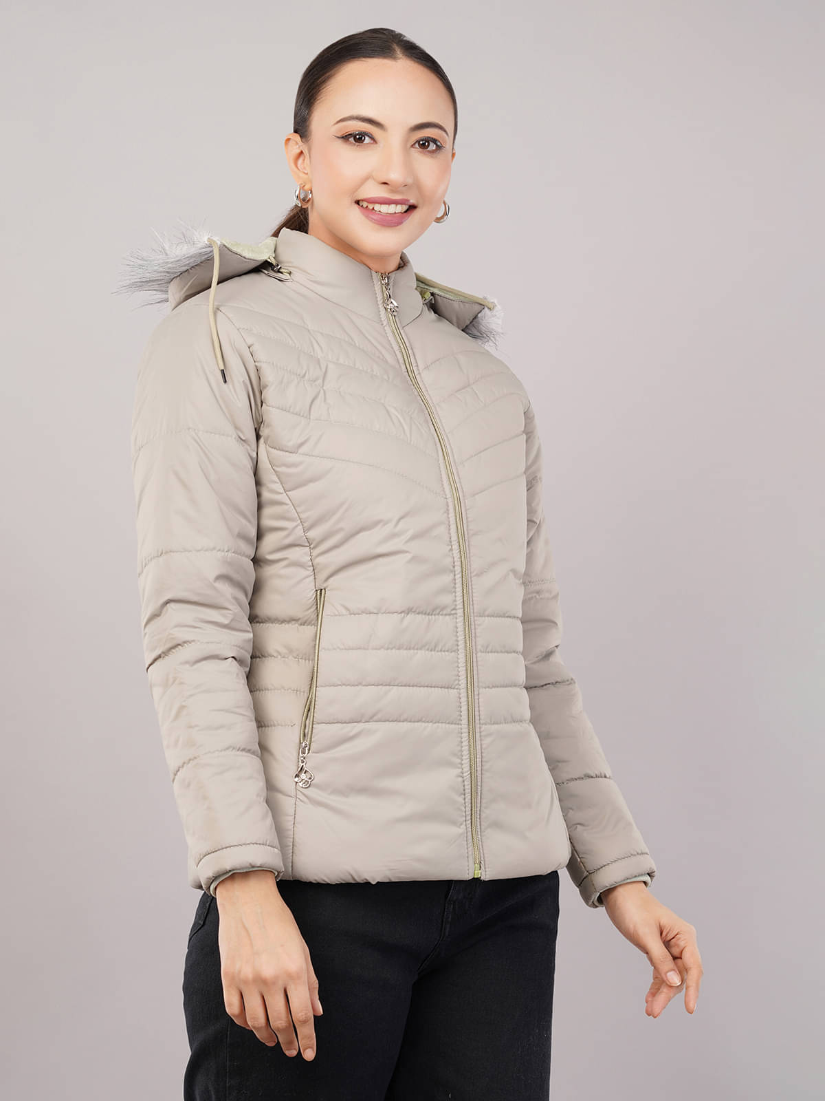 VILAZO Women Bomber Jacket ( Green ) VILAZO Women Bomber Jacket ( Green )