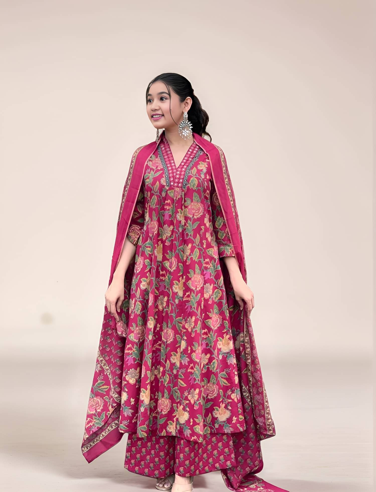     			Aarya Designer Girls Cotton Blend Kurti with Pants ( Pack of 1 , Pink )