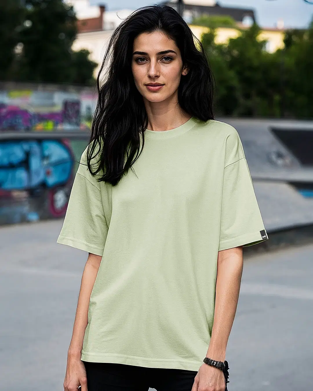     			CHALODIA Women Cotton Blend Solid Oversized Fit Round Neck T-Shirt ( Green )