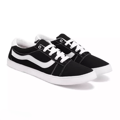     			COOPERWINGS Black Men's Sports Running Shoes