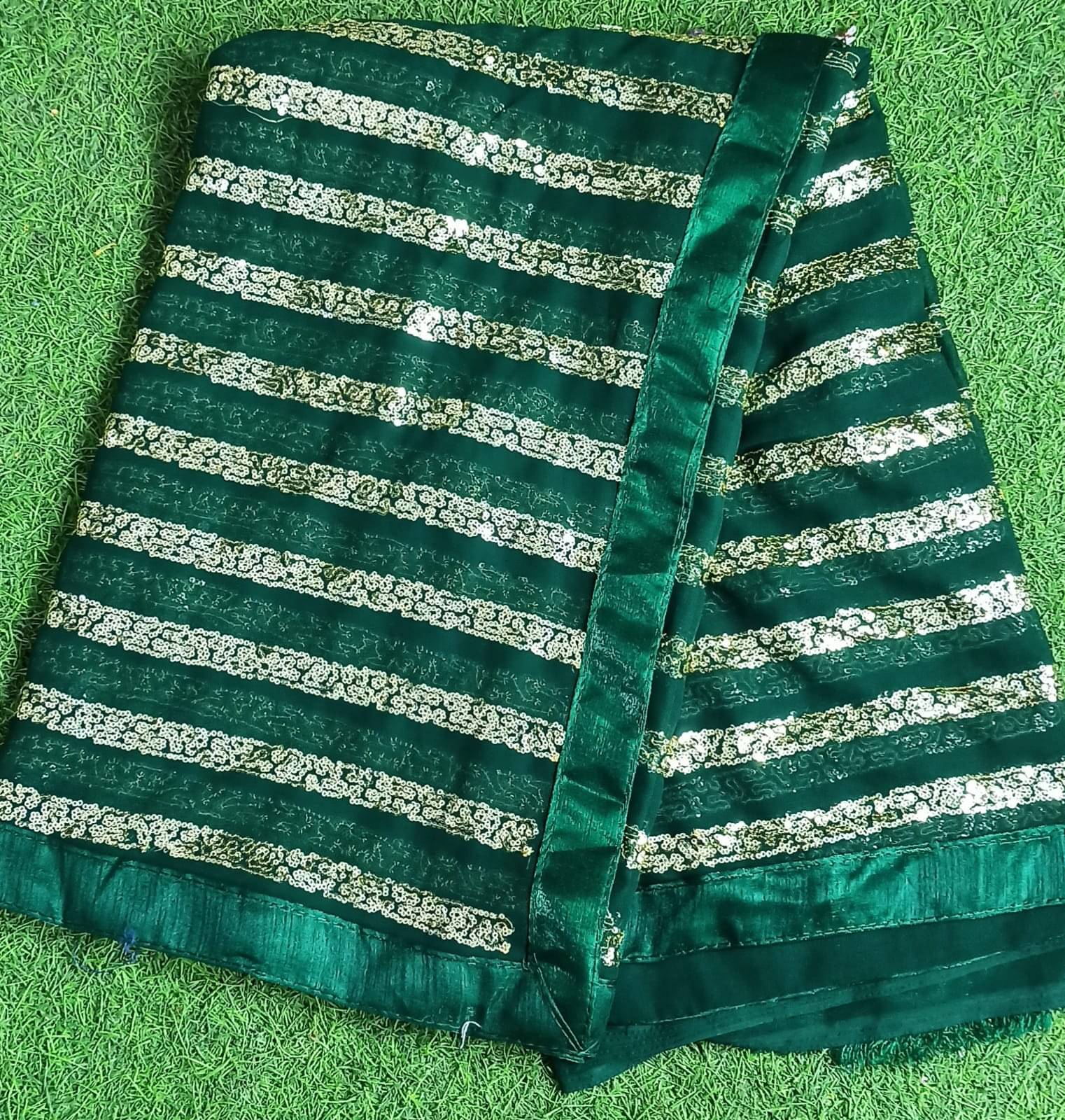 JULEE Georgette Embroidered Regular Saree With Unstitched Blouse Piece ( Green ) JULEE Georgette Embroidered Regular Saree With Unstitched Blouse Piece ( Green )
