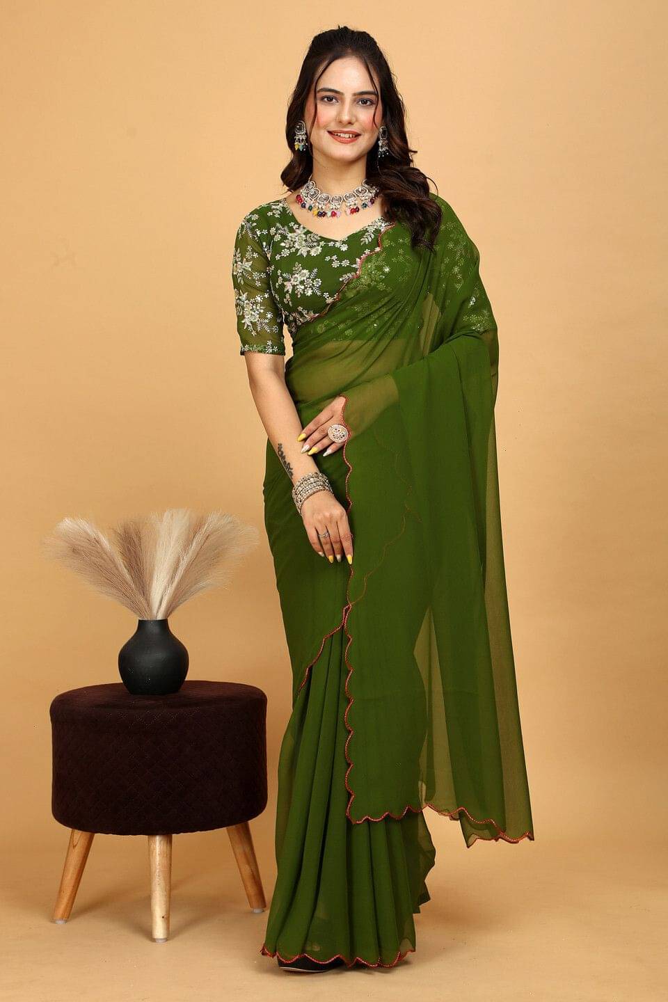     			Krisha Enterprise Georgette Embroidered Regular Saree With Unstitched Blouse Piece ( Green )