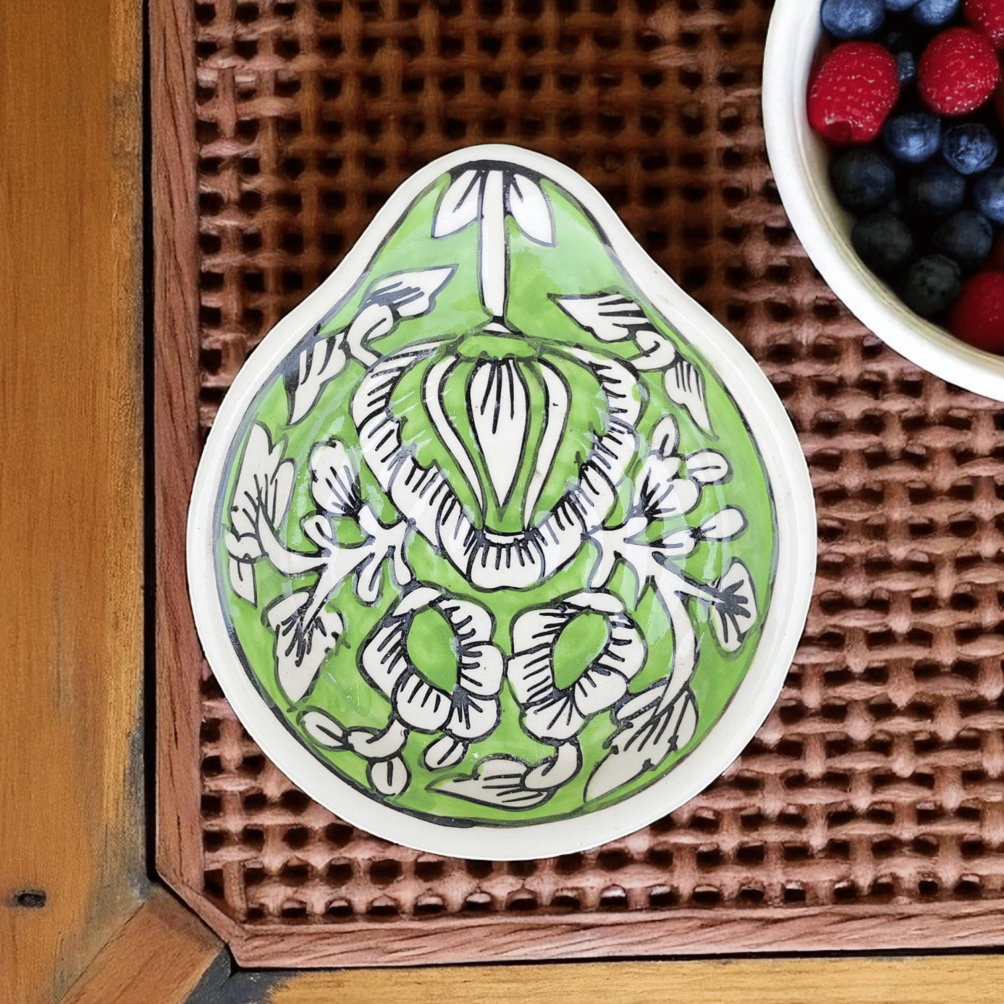     			Malaikah Mughal Spn Rst Ceramic Printed Cutlery Holder Light Green ( Pack of 1 )