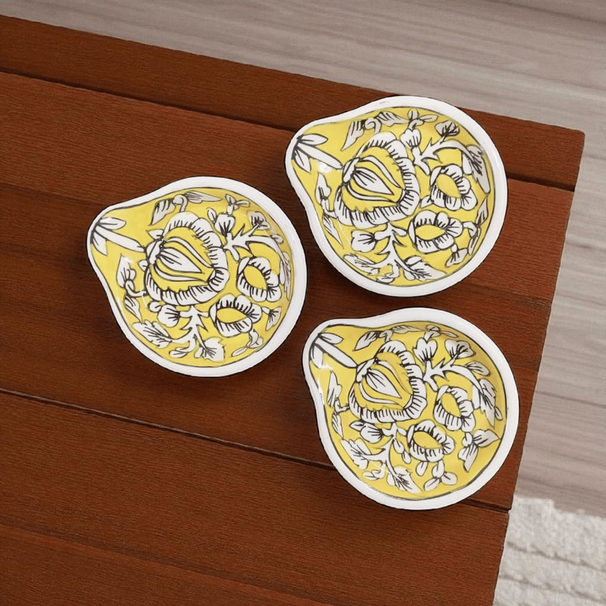     			Malaikah Mughal Spn Rst Ceramic Printed Cutlery Holder Yellow ( Pack of 3 )