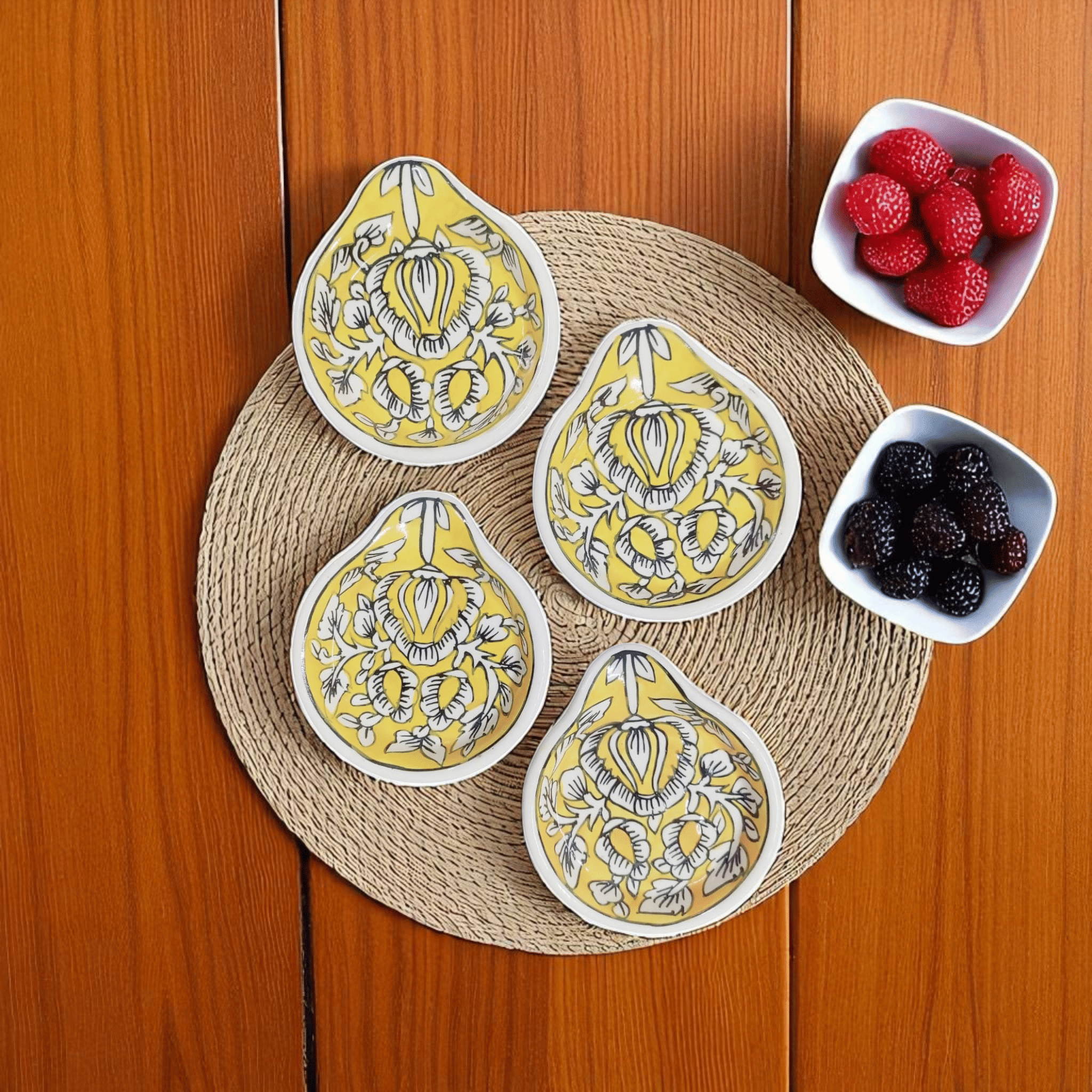     			Malaikah Mughal Spn Rst Ceramic Printed Cutlery Holder Yellow ( Pack of 4 )