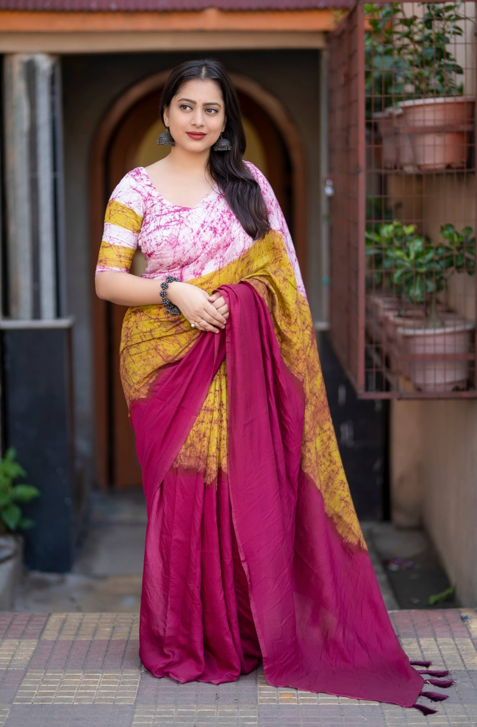     			PANZORA Chanderi Solid Regular Saree Without Blouse Piece ( Pink )