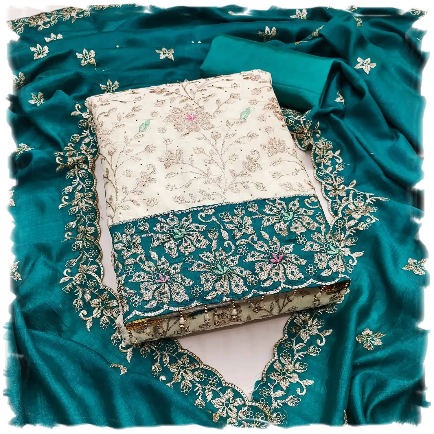 Panbai sarees Women Silk Unstitched Dress Material ( Purple ) Panbai sarees Women Silk Unstitched Dress Material ( Purple )