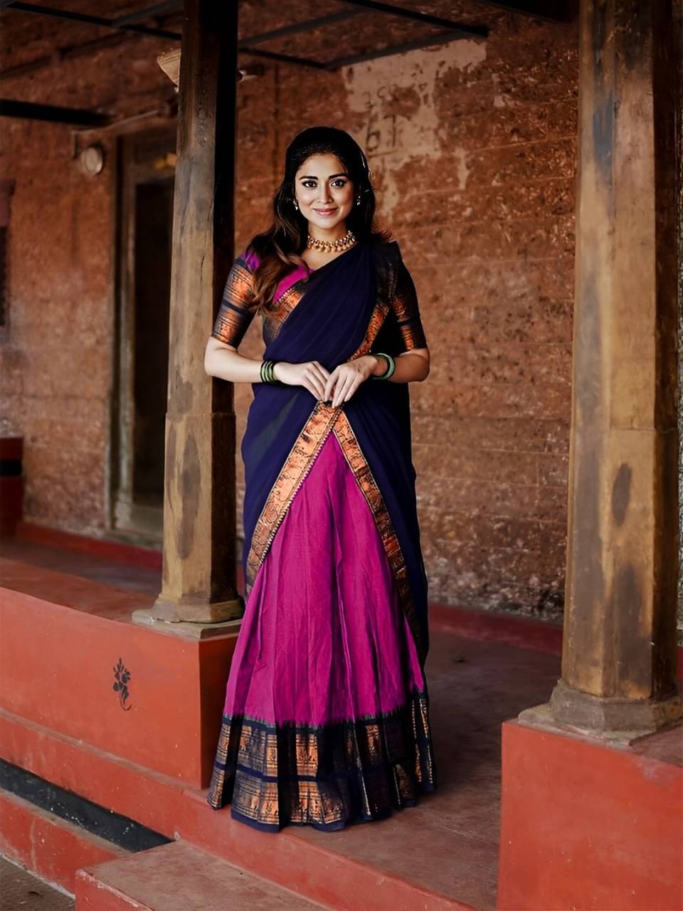 SATVASHIV Jacquard Embellished Banarasi saree With Unstitched Blouse Piece ( Rani ) SATVASHIV Jacquard Embellished Banarasi saree With Unstitched Blouse Piece ( Rani )