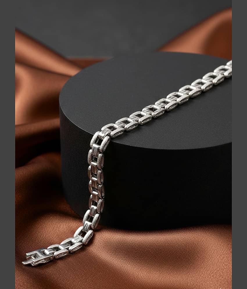 Style Wind Silver Bracelet ( Pack of 1 ) - Bangles & Bracelets | Buy online on ZillyBuy