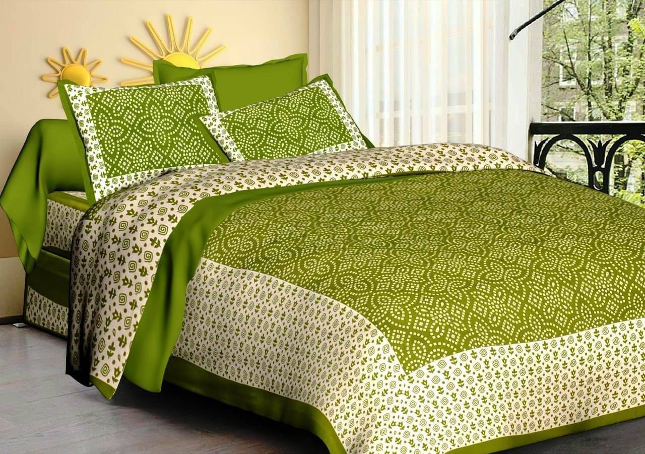     			WAR TRADE Cotton 1 Double Bedsheet with 2 Pillow Covers ( Green )