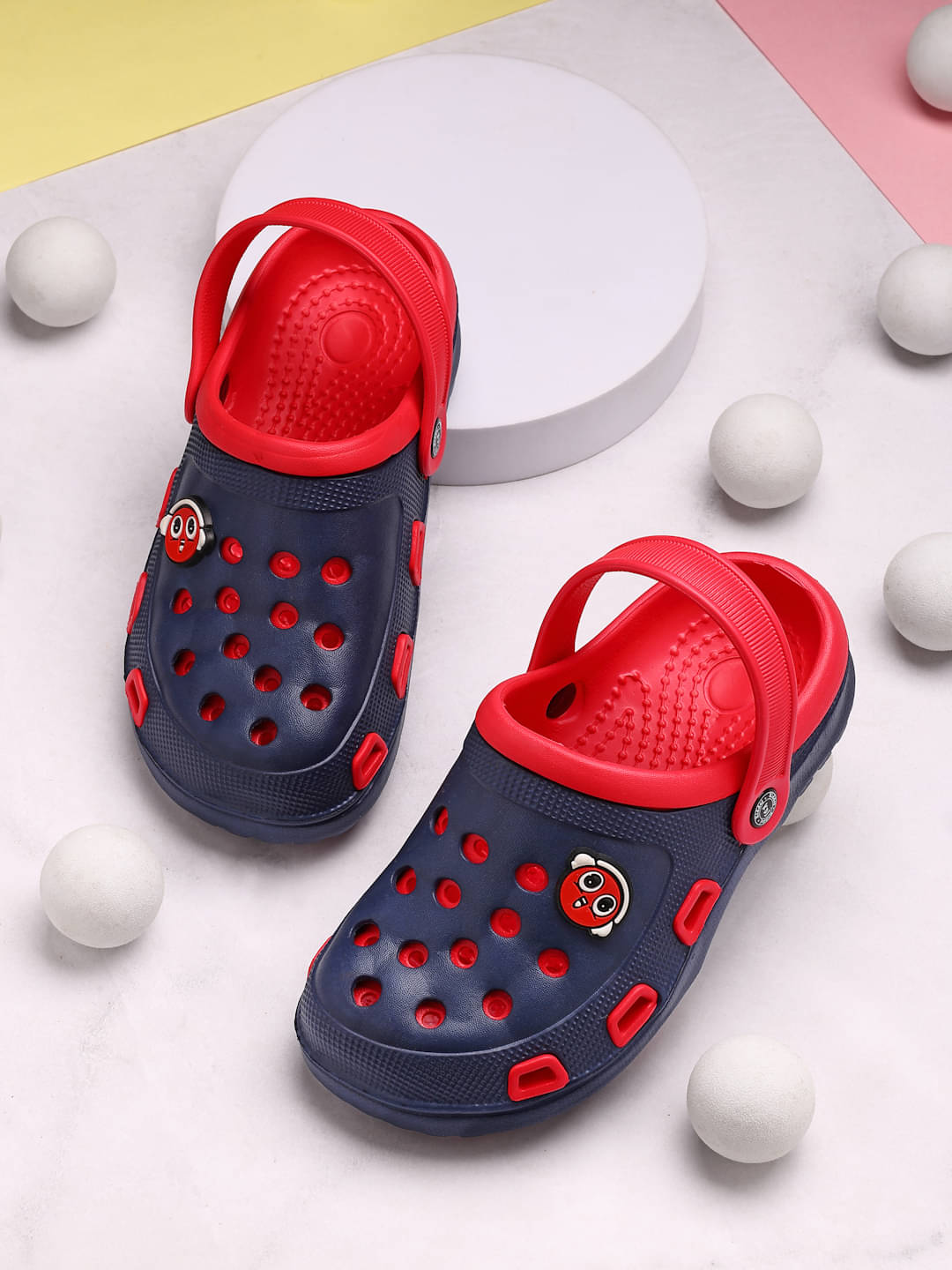     			Dewk Berries - Multicolor Boy's Clogs ( 1 Pair )