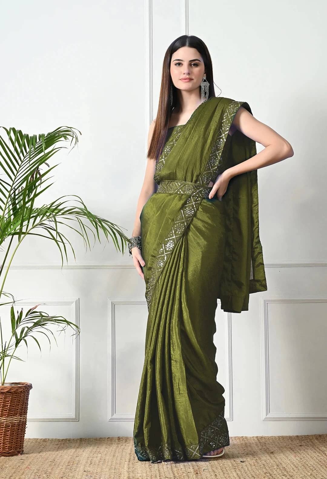     			Krisha Enterprise Chiffon Embellished Regular Saree With Unstitched Blouse Piece ( Green )