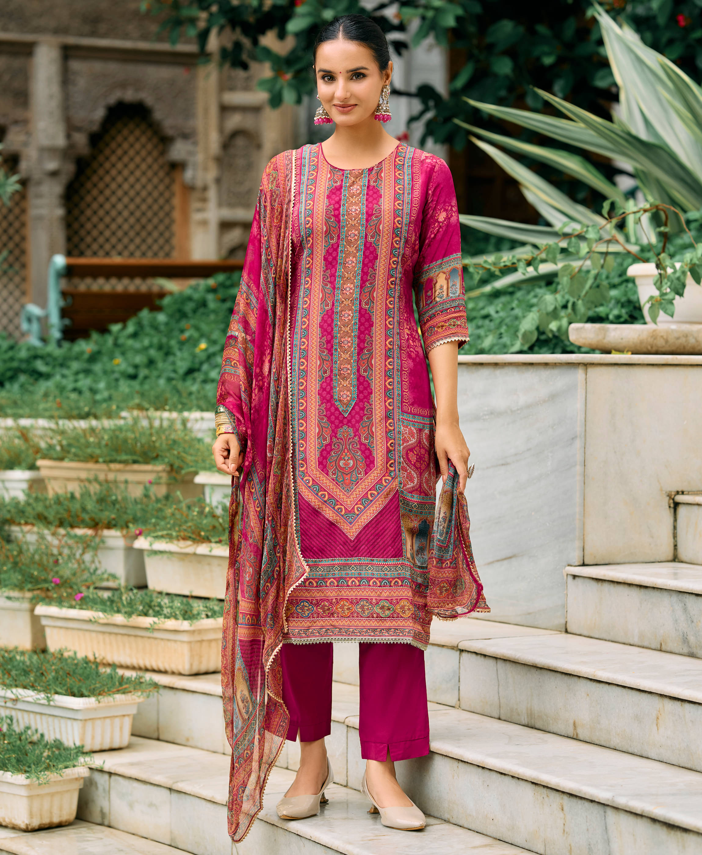     			MOJILAA Women Crepe Printed Straight Kurti With Pants ( Magenta )