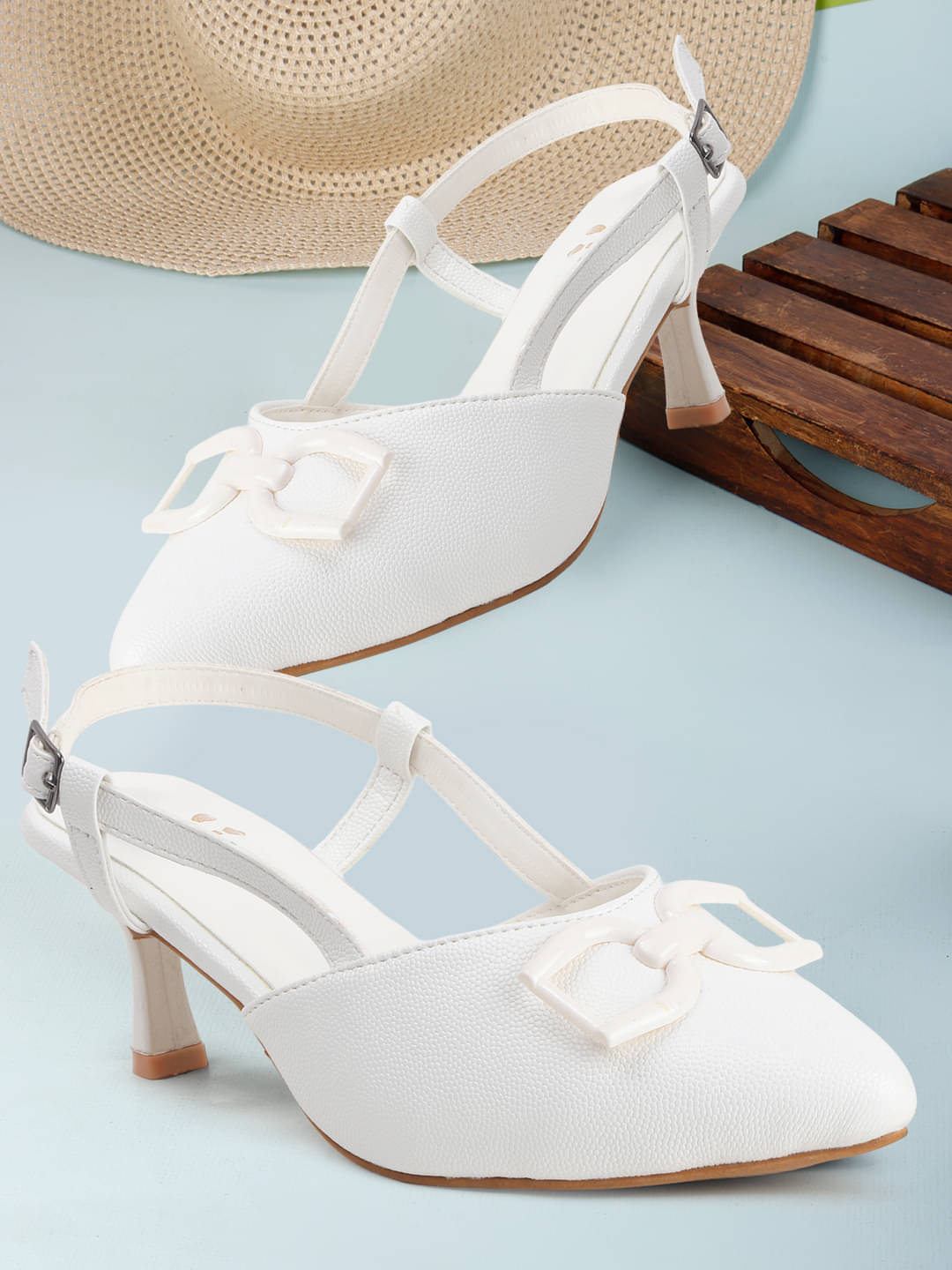     			PLANET WALK White Women's Sandal Heels