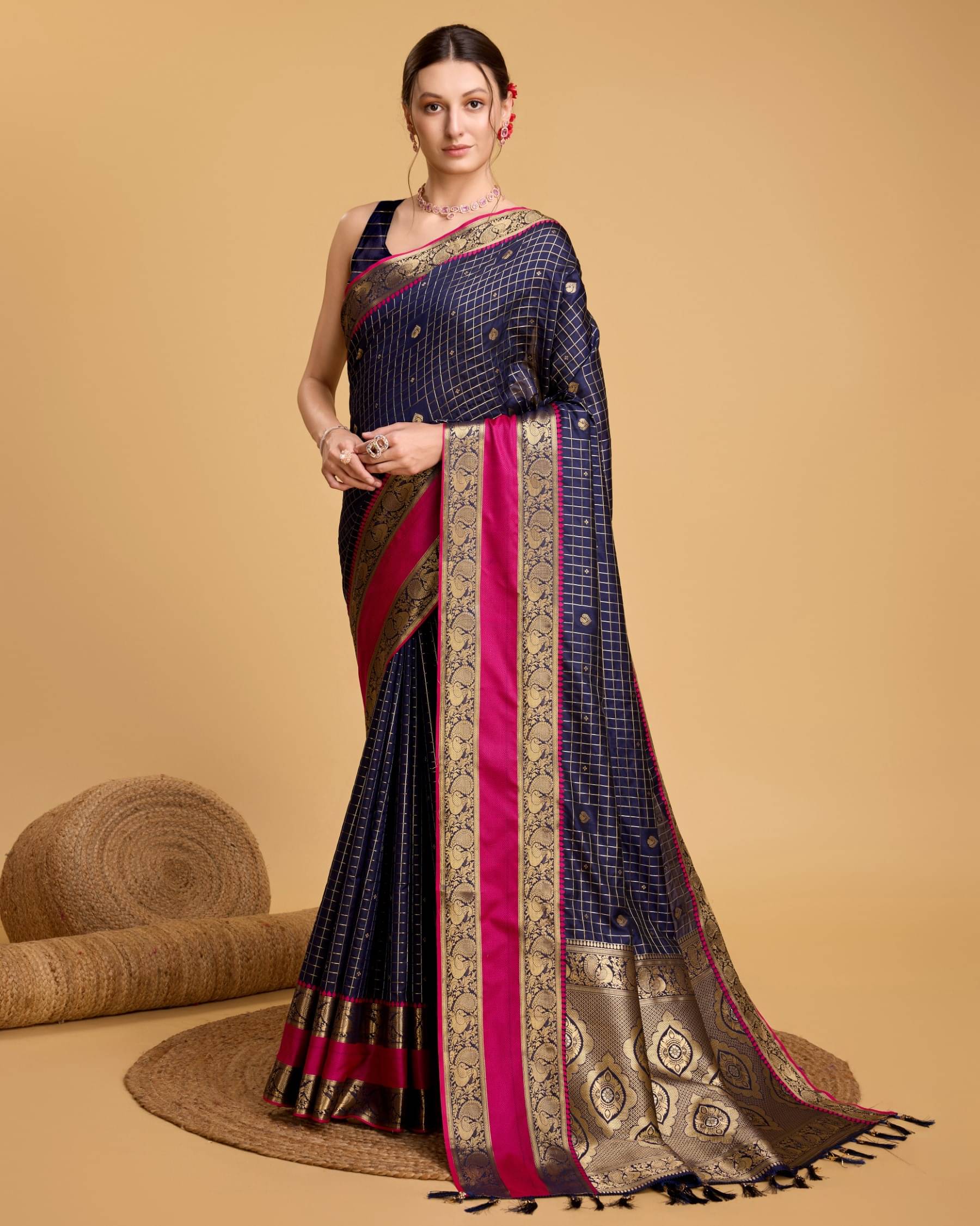 Rangtulika Ethnics Silk Checked Banarasi saree With Unstitched Blouse Piece ( Navy Blue ) Rangtulika Ethnics Silk Checked Banarasi saree With Unstitched Blouse Piece ( Navy Blue )