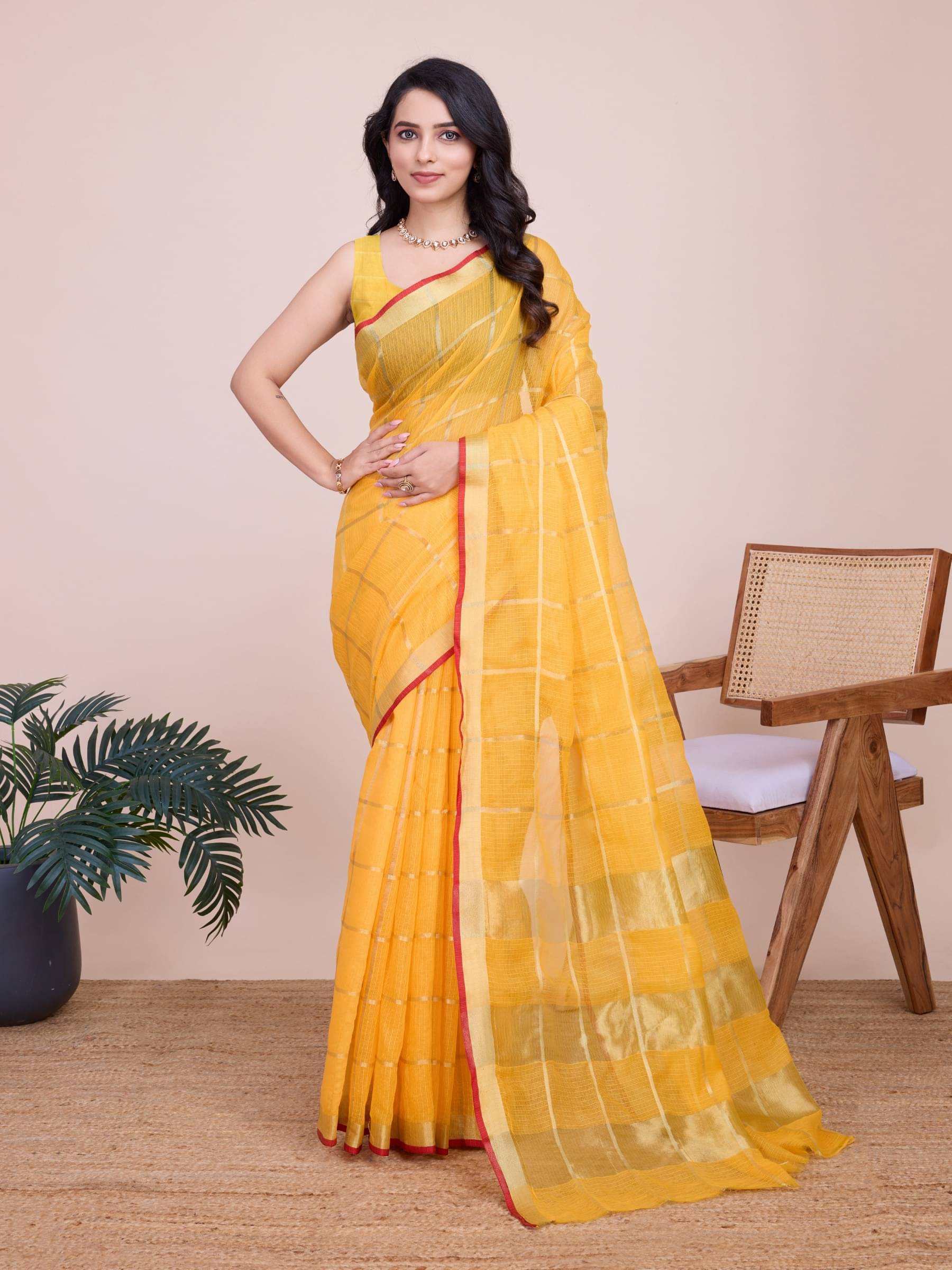     			Rangtulika Ethnics Silk Checked Kota Doria Saree With Unstitched Blouse Piece ( Yellow )