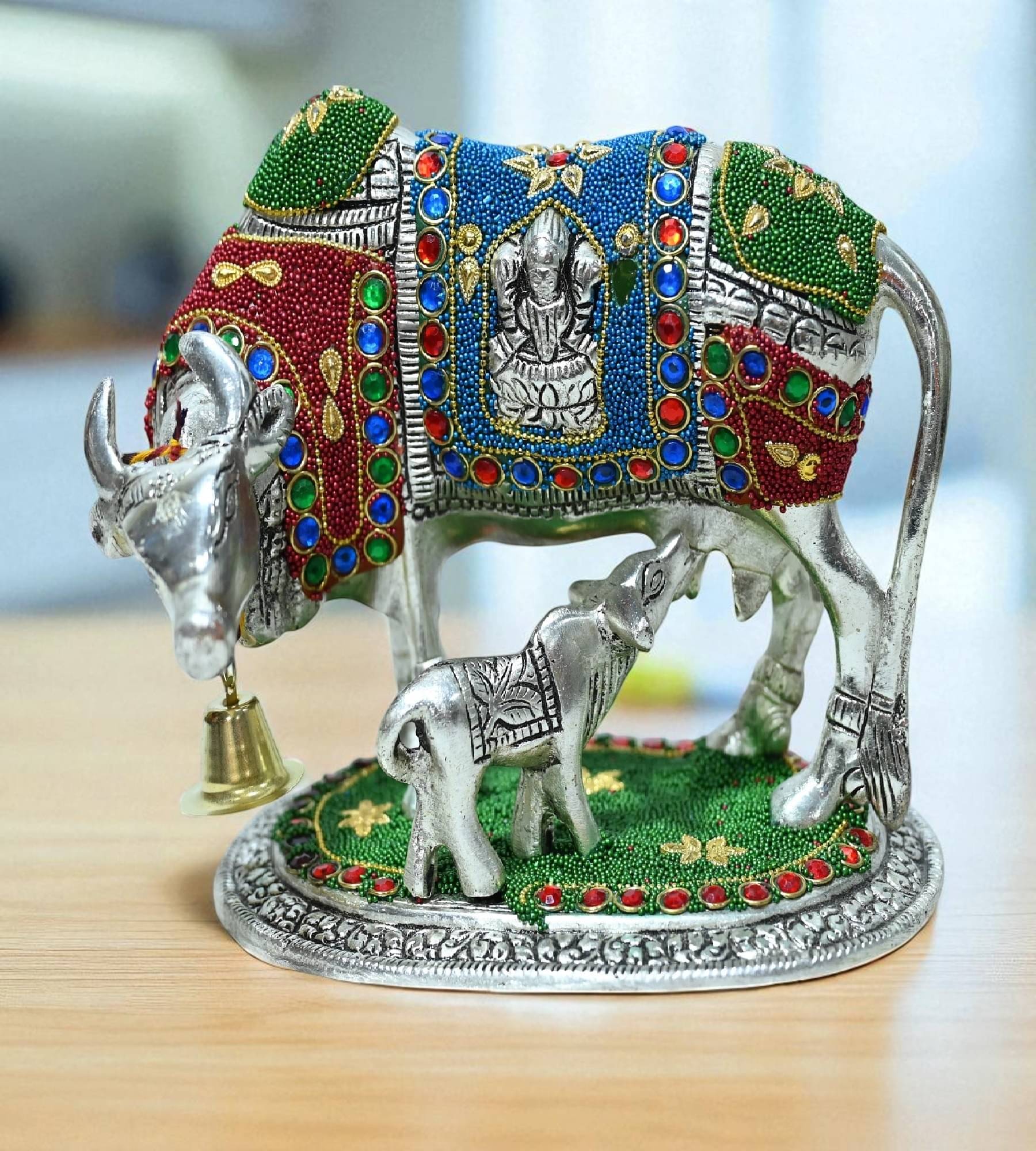 Sigaram 6 Inch Silver Color Metal Kamadhenu Idol for Home Decor Statue Figurine Showpiece K4807 Sigaram 6 Inch Silver Color Metal Kamadhenu Idol for Home Decor Statue Figurine Showpiece K4807