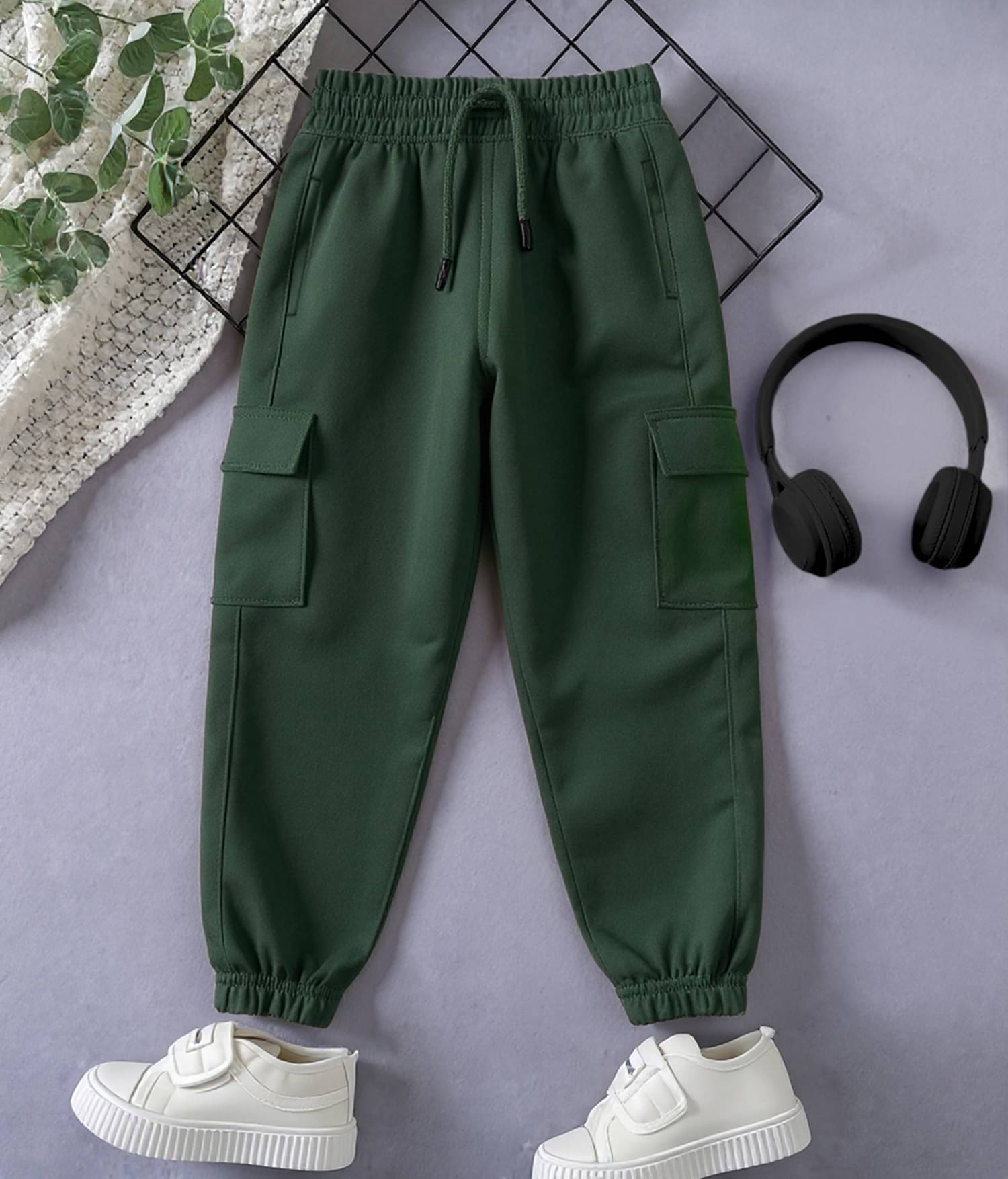     			Trampoline Pack of 1 Boys Cotton Cargos ( Green )