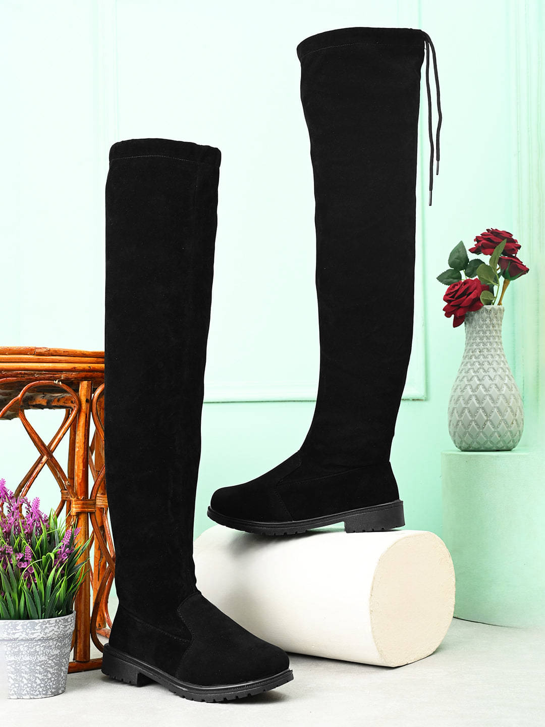     			XE Looks Black Women's Knee Length Boots