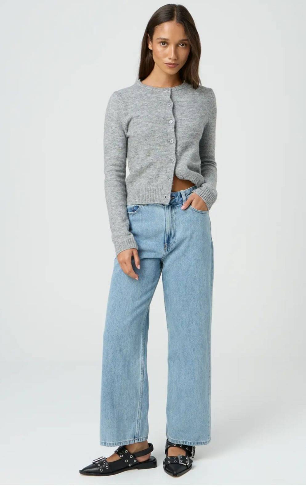     			AD Fashion Women's Straight Fit High-Rise Jeans ( Blue )