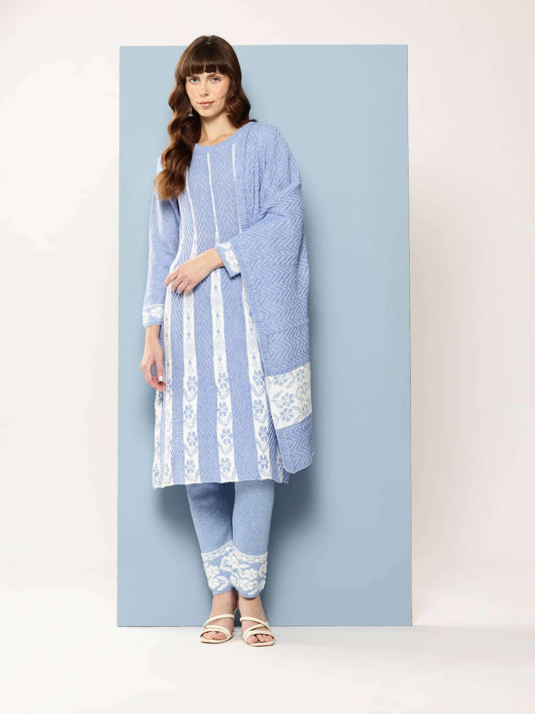     			Aarika Women Woollen Self Design A-line Kurti With Pants ( Blue )