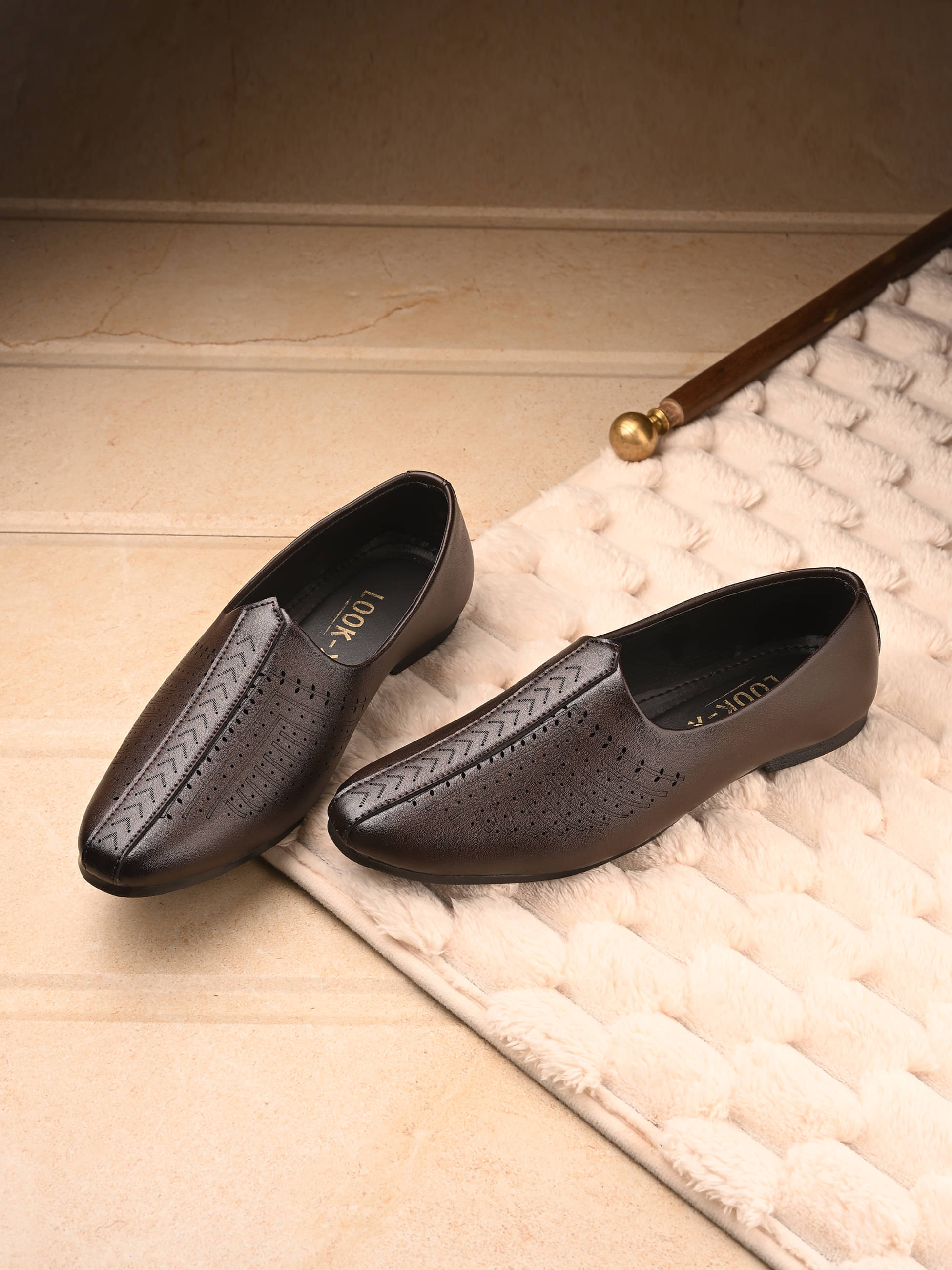     			Footloose Brown Men's Jutti