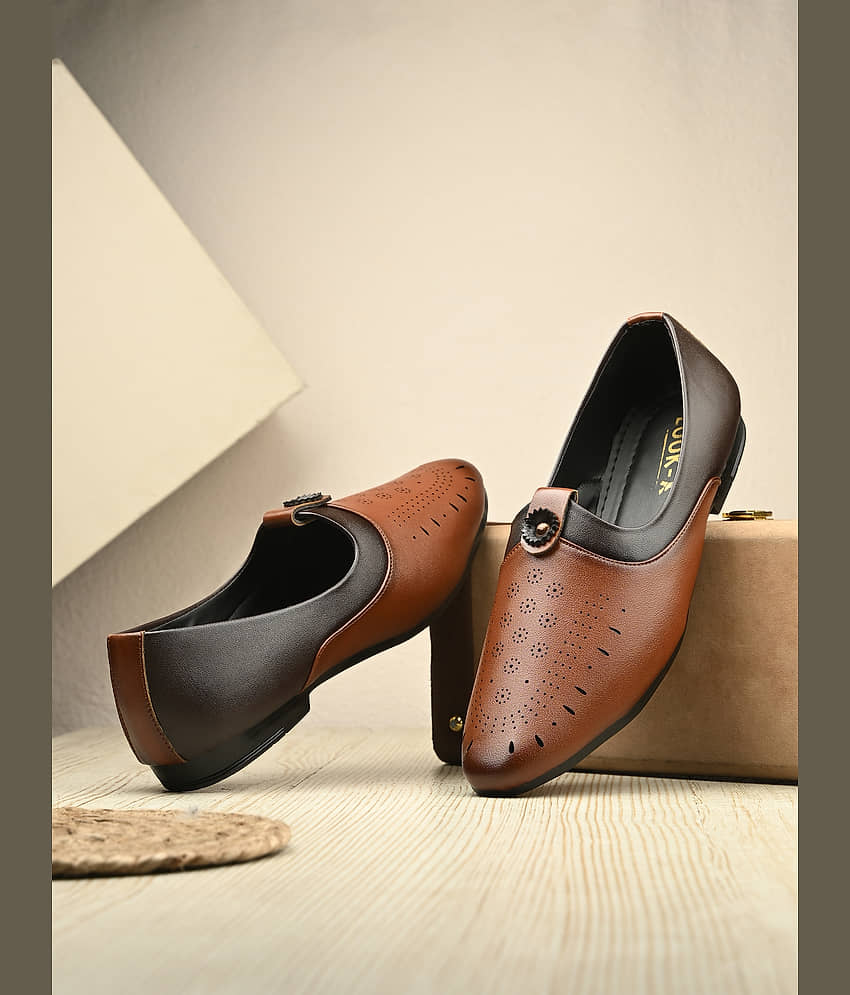Footloose Tan Men's Jutti - Ethnic Shoes | Buy online on ZillyBuy