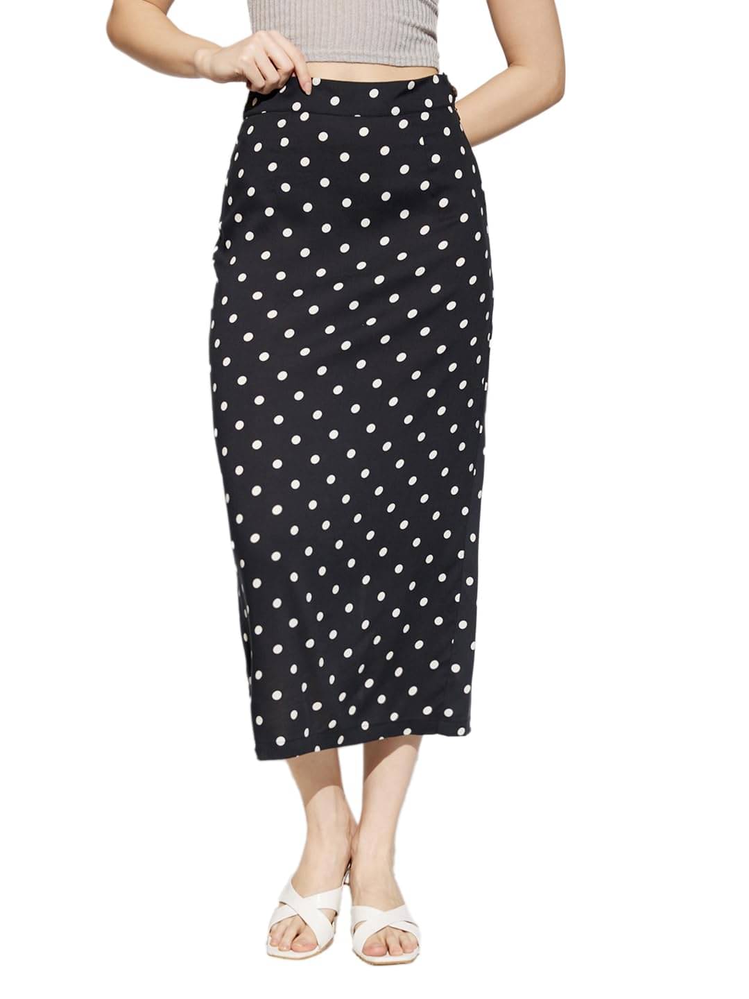 Globus Black Viscose Women's Pencil Skirt ( Pack of 1 ) Globus Black Viscose Women's Pencil Skirt ( Pack of 1 )
