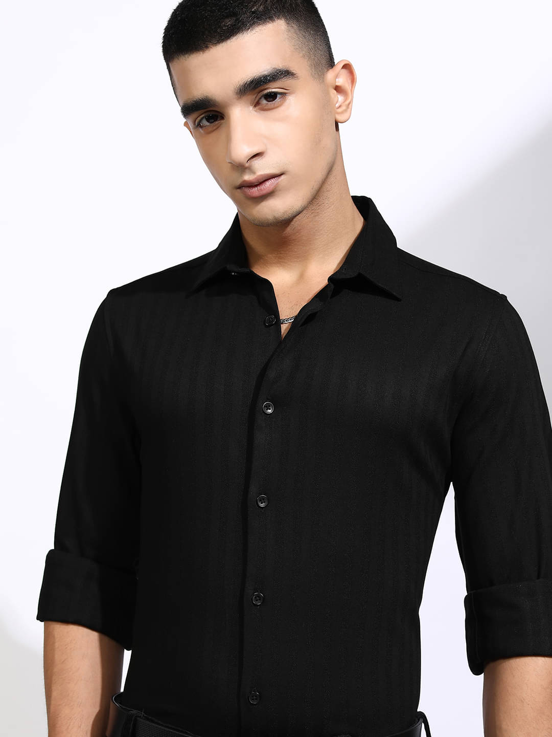     			Highlander Viscose Slim Fit Striped Full Sleeves Men's Casual Shirt - Black ( Pack of 1 )
