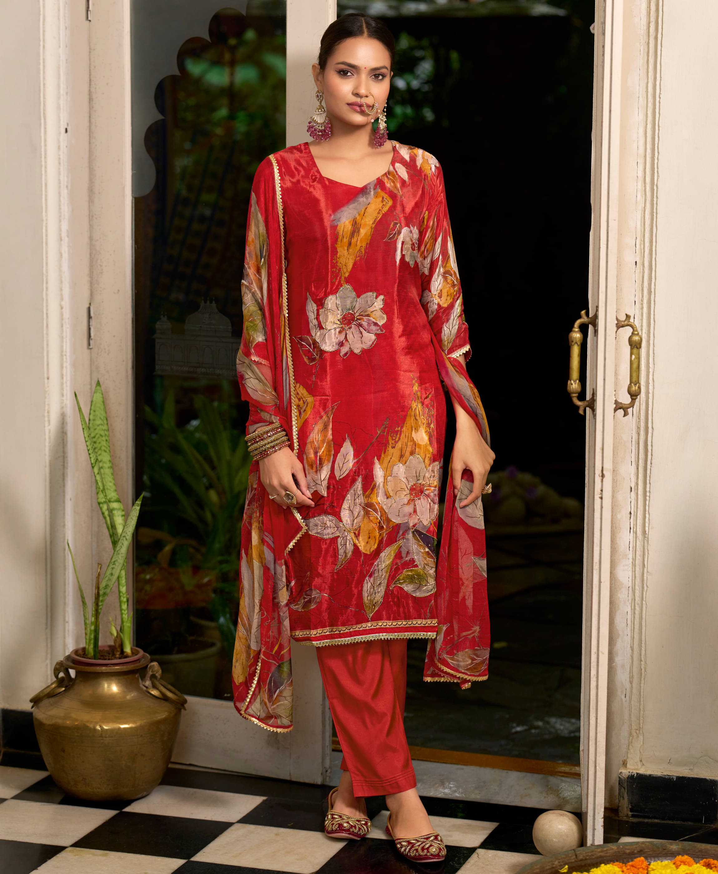     			MOJILAA Women Organza Printed Straight Kurti With Pants ( Red )