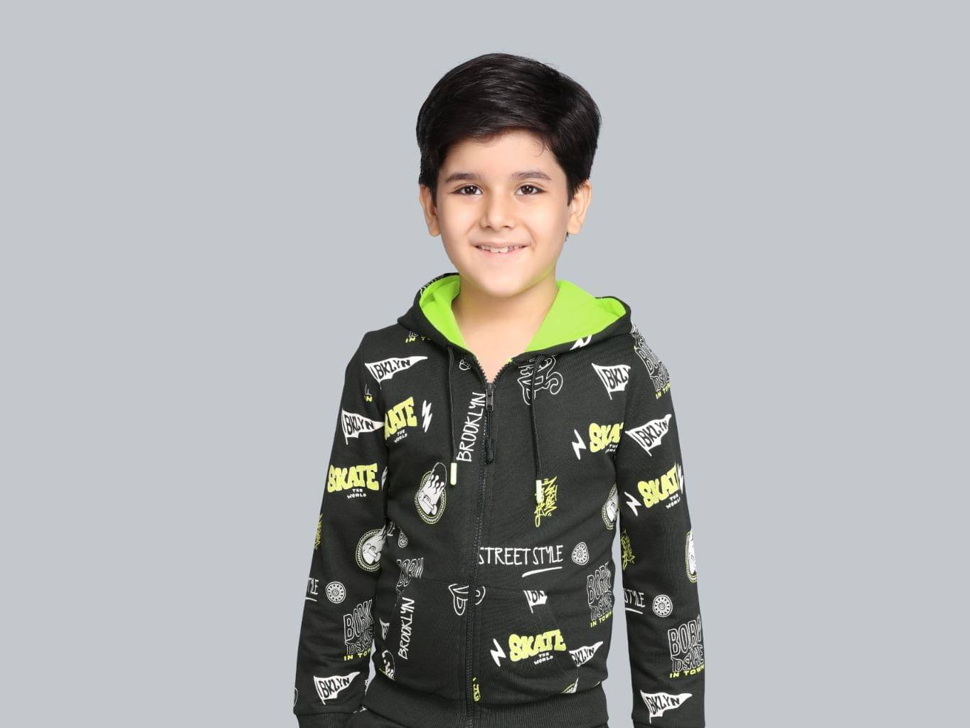     			PLUM TREE Pack of 1 Boys Cotton Sweatshirt ( Black )
