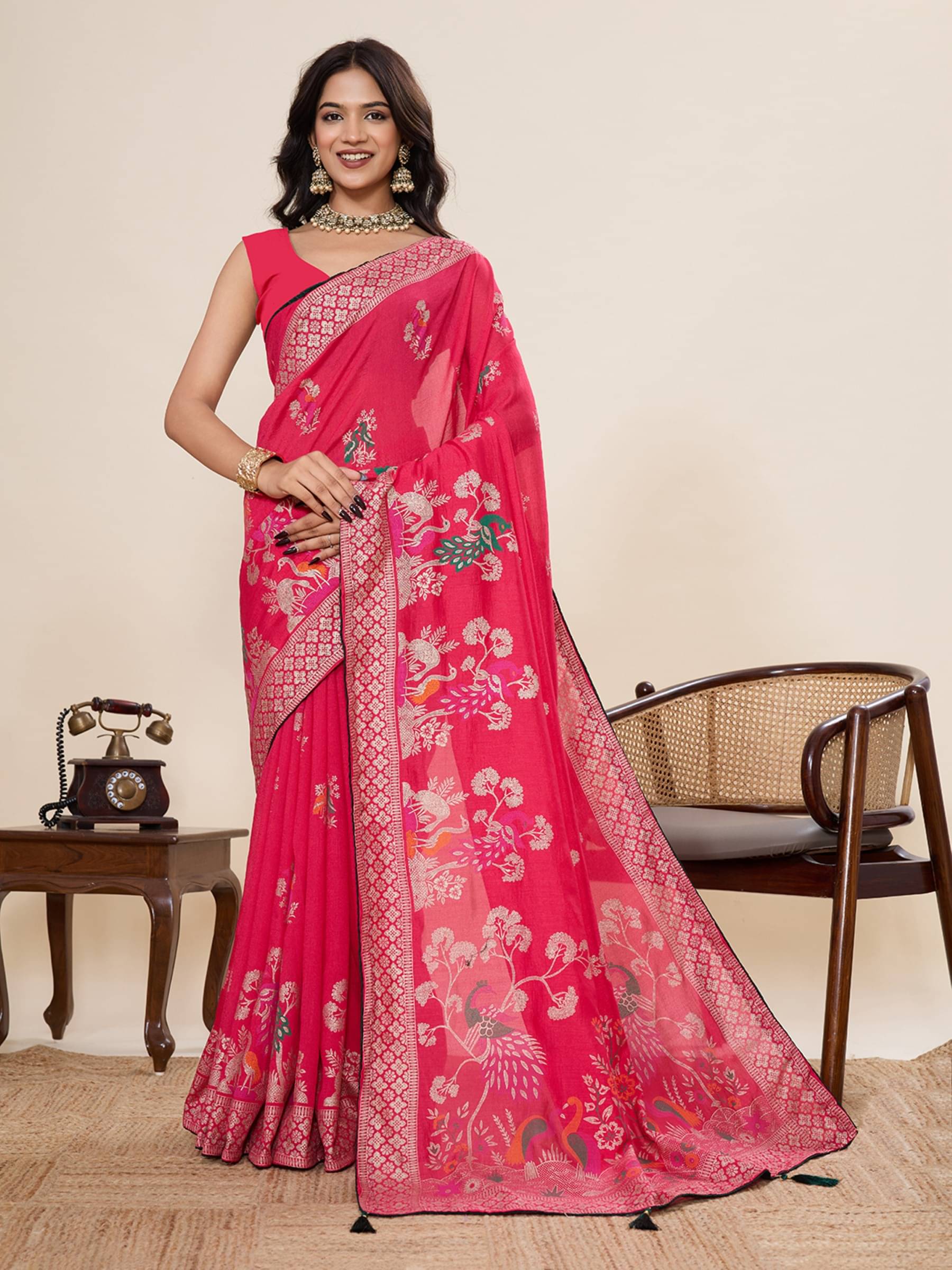     			Rangtulika Ethnics Cotton Printed Banarasi saree With Unstitched Blouse Piece ( Red )