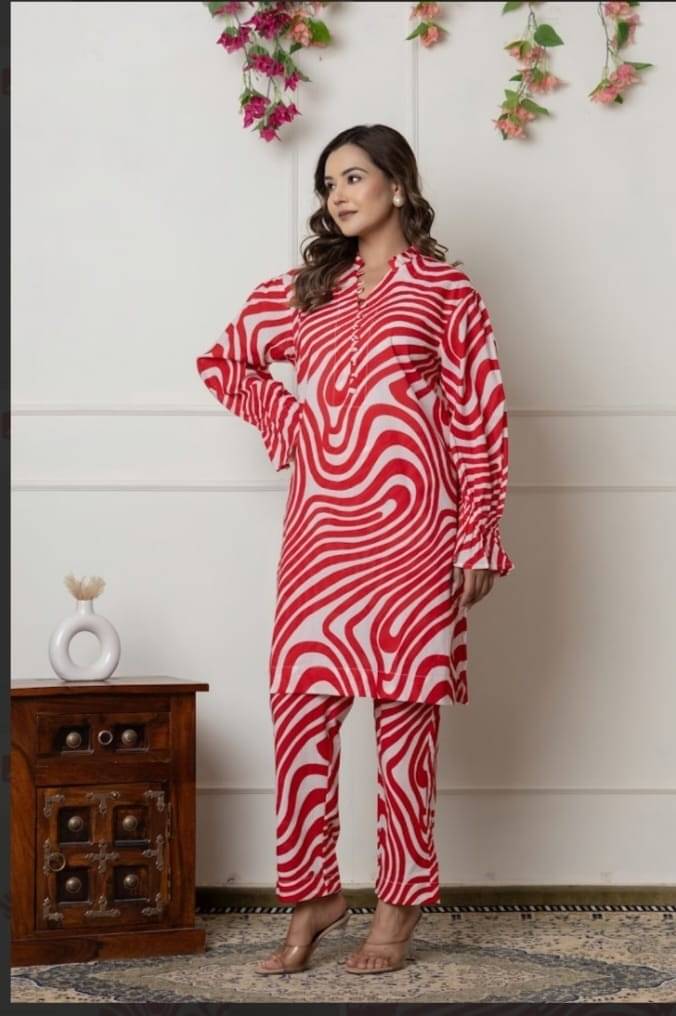     			SEREN MILANO Women Printed Top With Trousers Co-Ord Set ( Red )