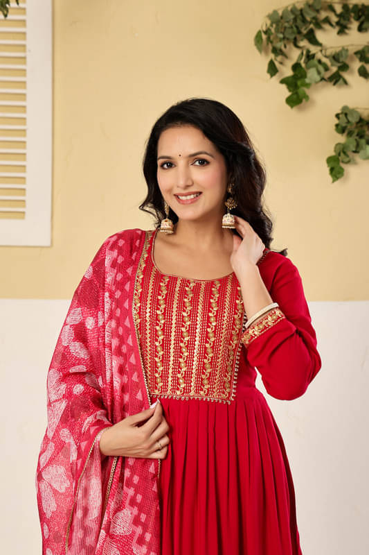 SUAAC Women Viscose Embroidered Nayra Kurti With Palazzo ( Pink ) SUAAC Women Viscose Embroidered Nayra Kurti With Palazzo ( Pink )