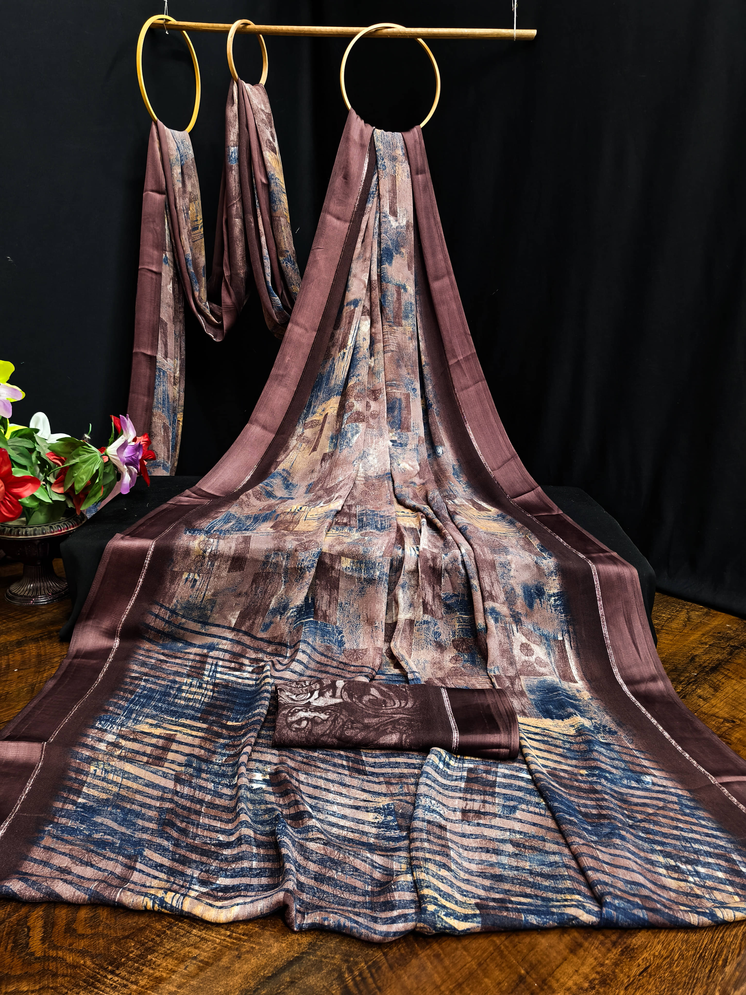     			VEDANT VASTRAM Georgette Printed Regular Saree With Unstitched Blouse Piece ( Brown )